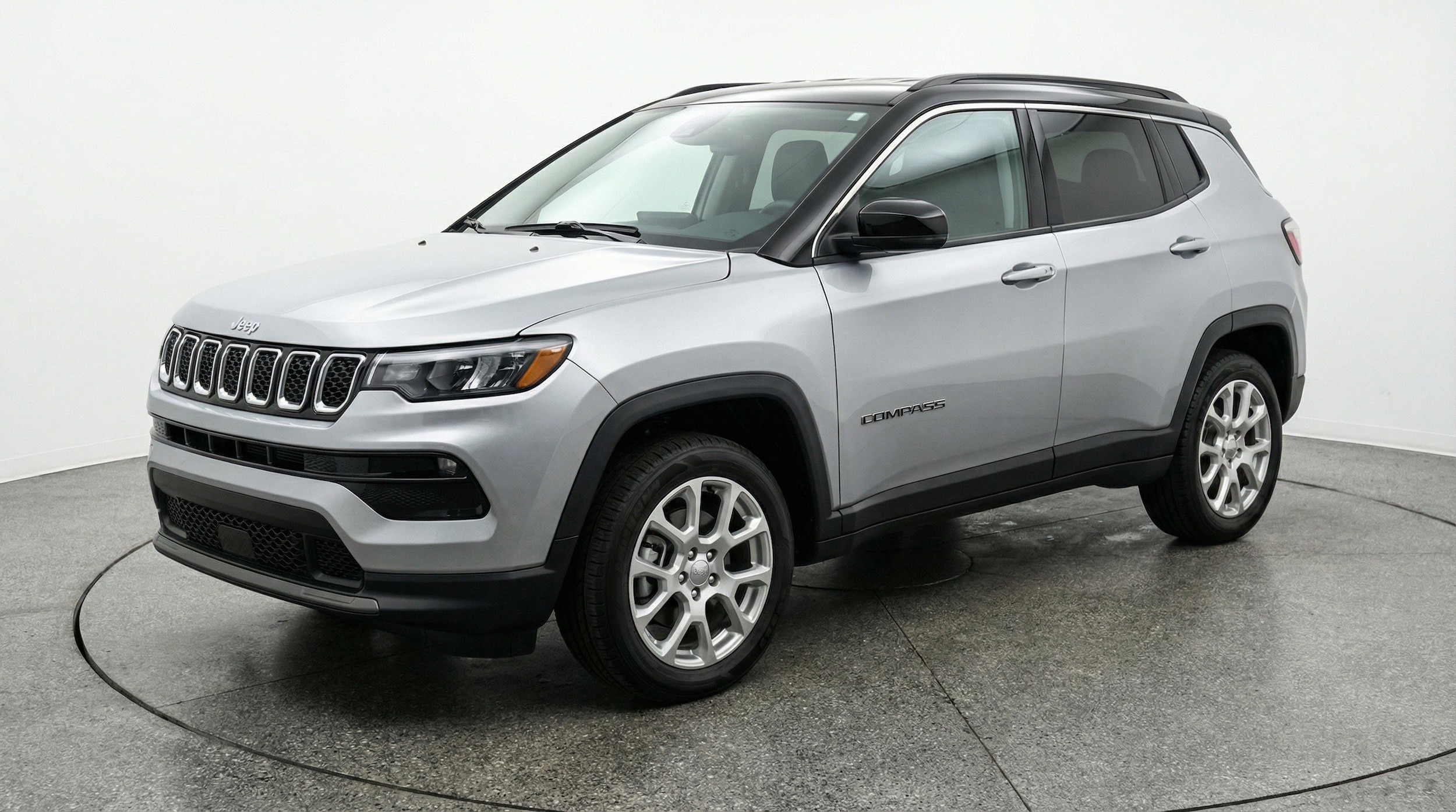 Thumbnail: 2025 Jeep Compass - 3