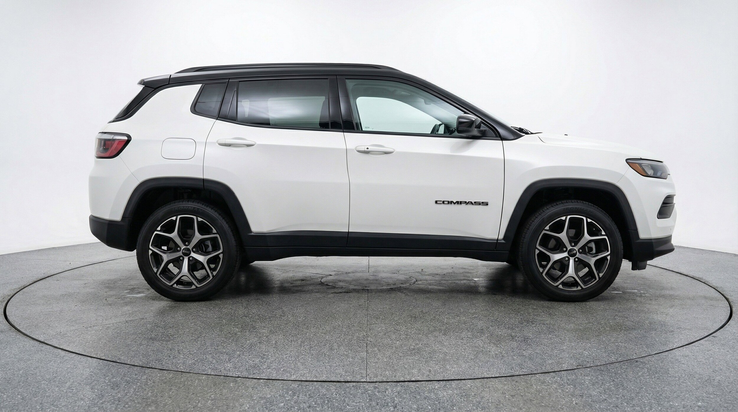 Thumbnail: 2025 Jeep Compass - 11