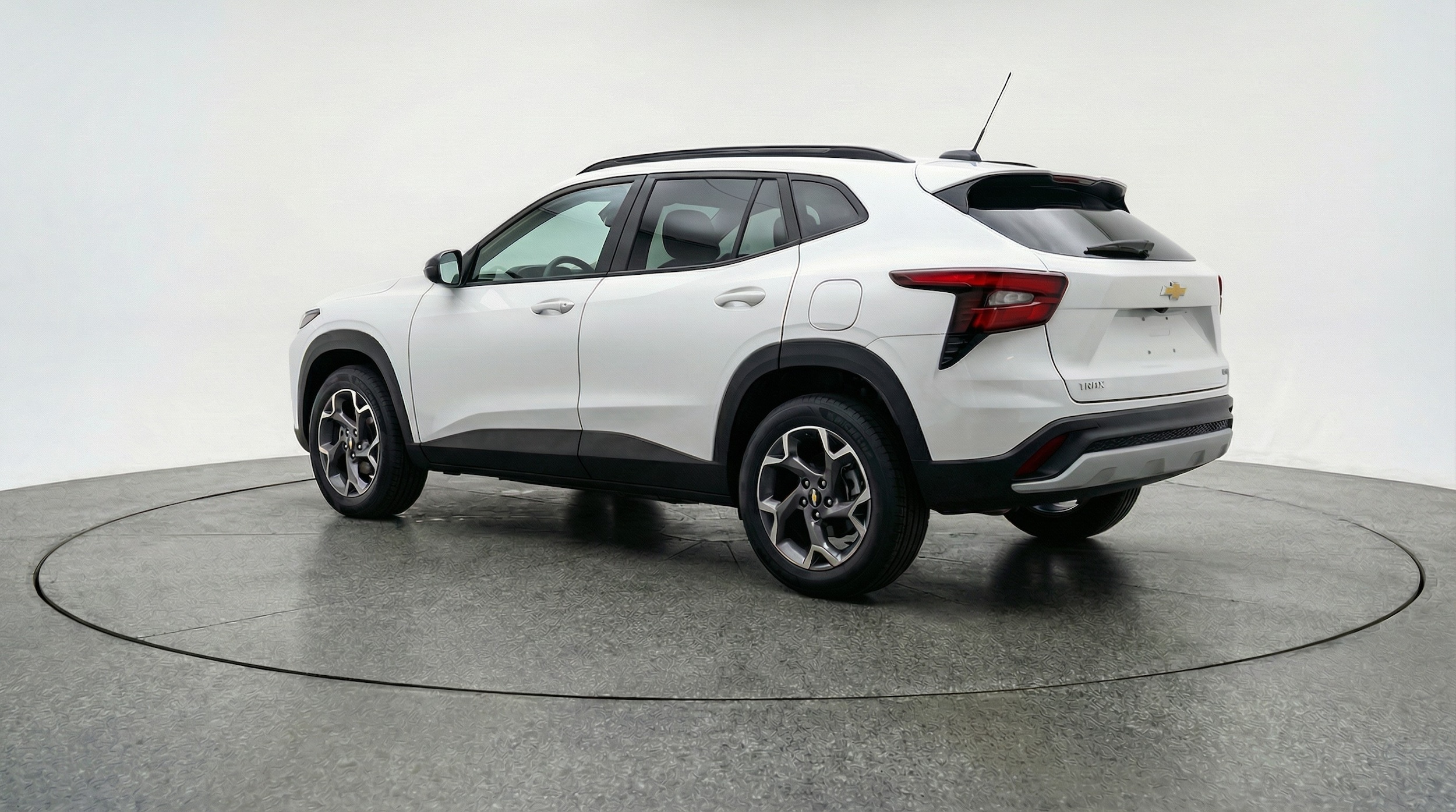 Thumbnail: 2025 Chevrolet Trax - 5