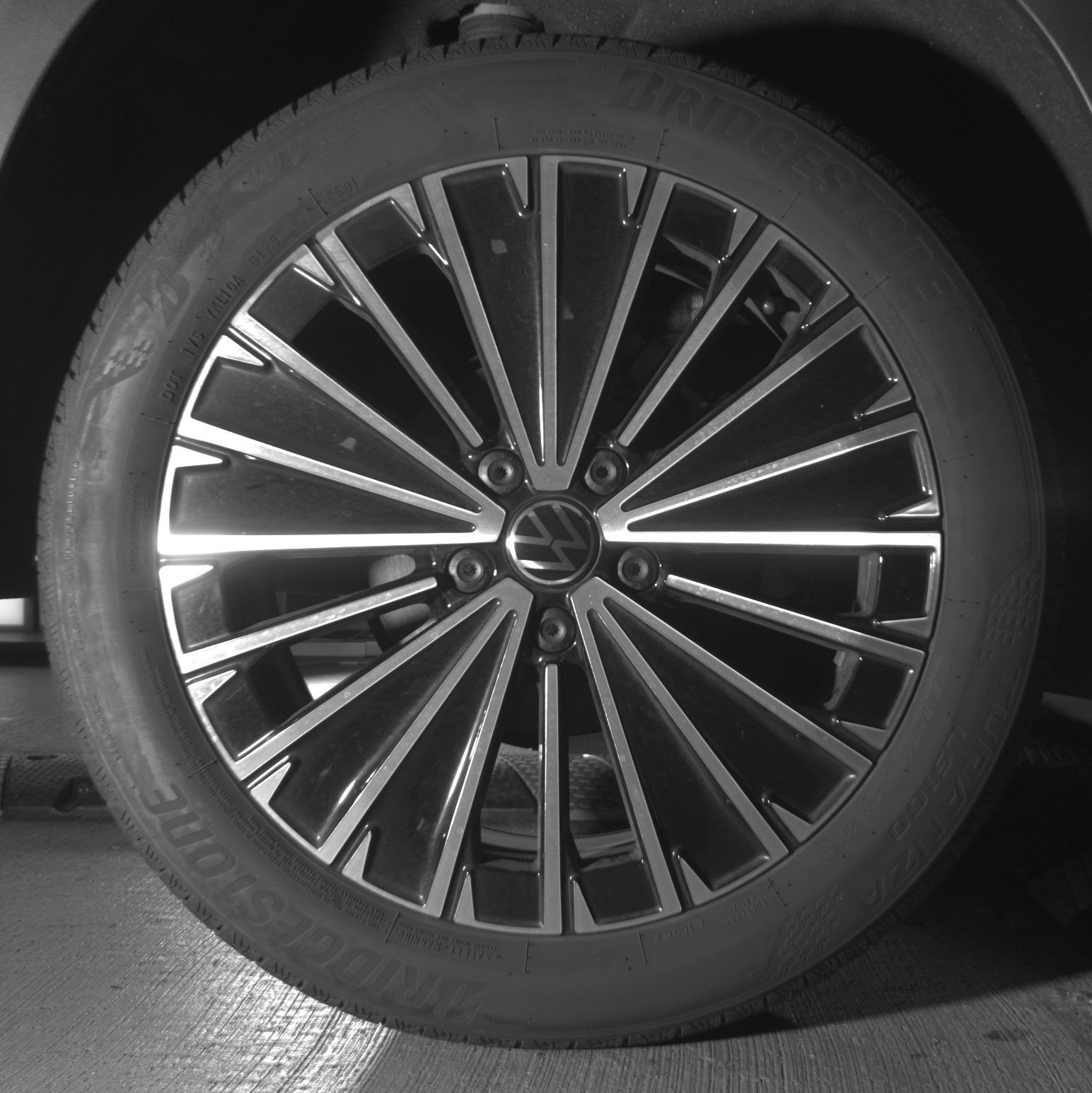 Thumbnail: 2025 Volkswagen Taos - 15