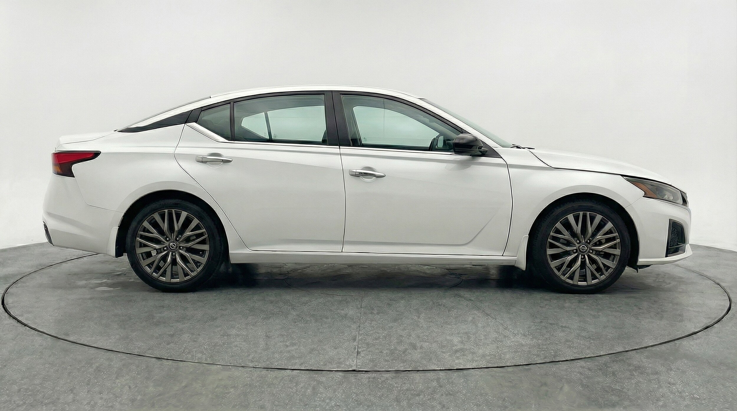 Thumbnail: 2025 Nissan Altima - 11