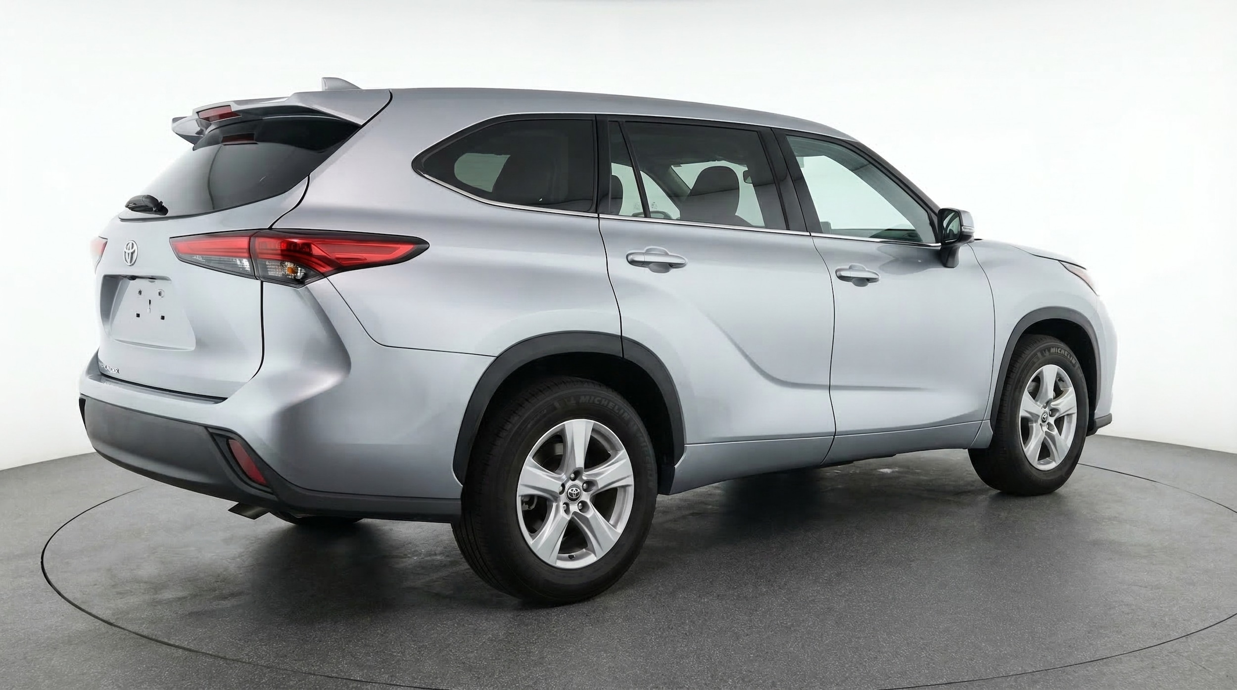 Thumbnail: 2025 Toyota Highlander - 7