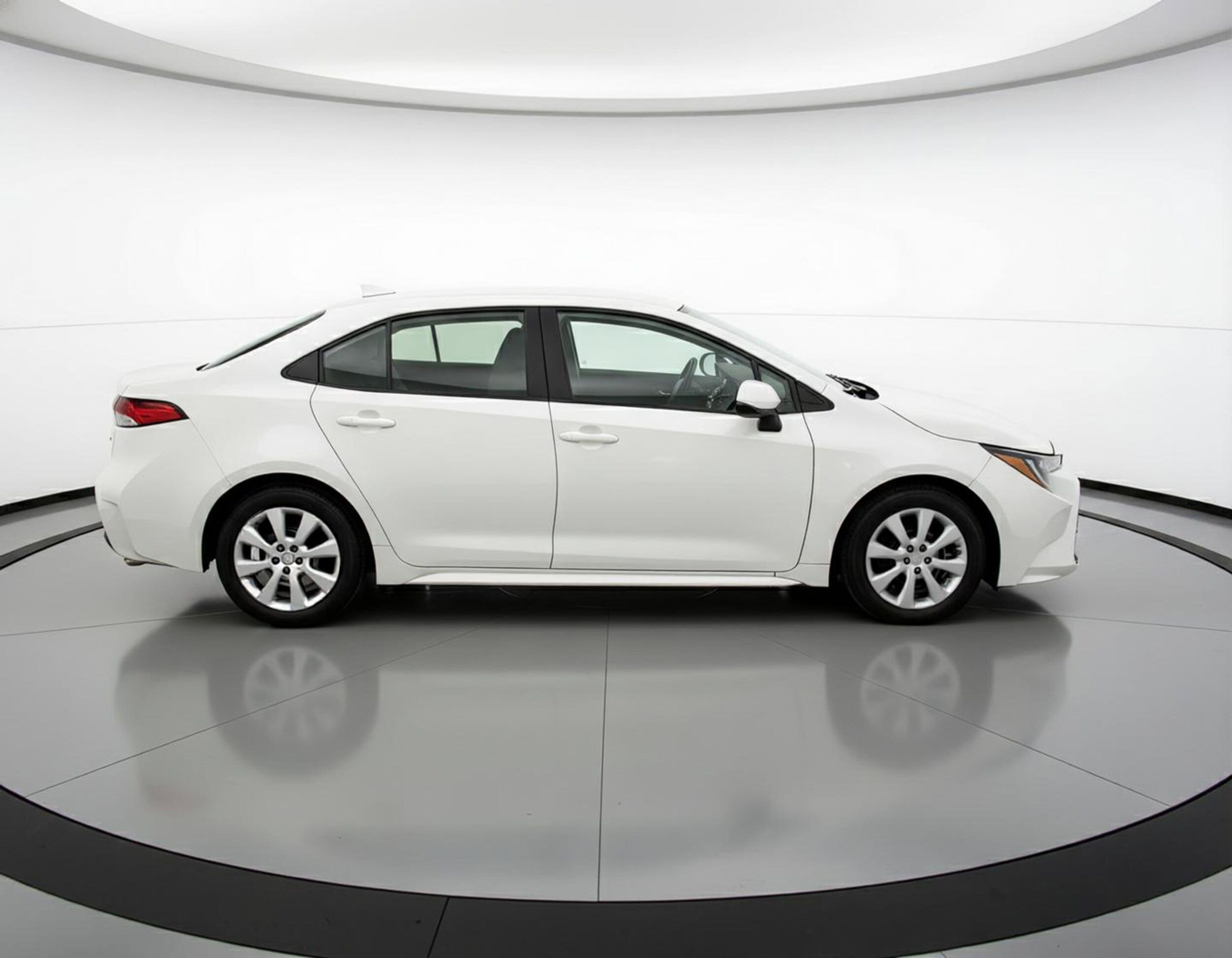 Thumbnail: 2025 Toyota Corolla - 11