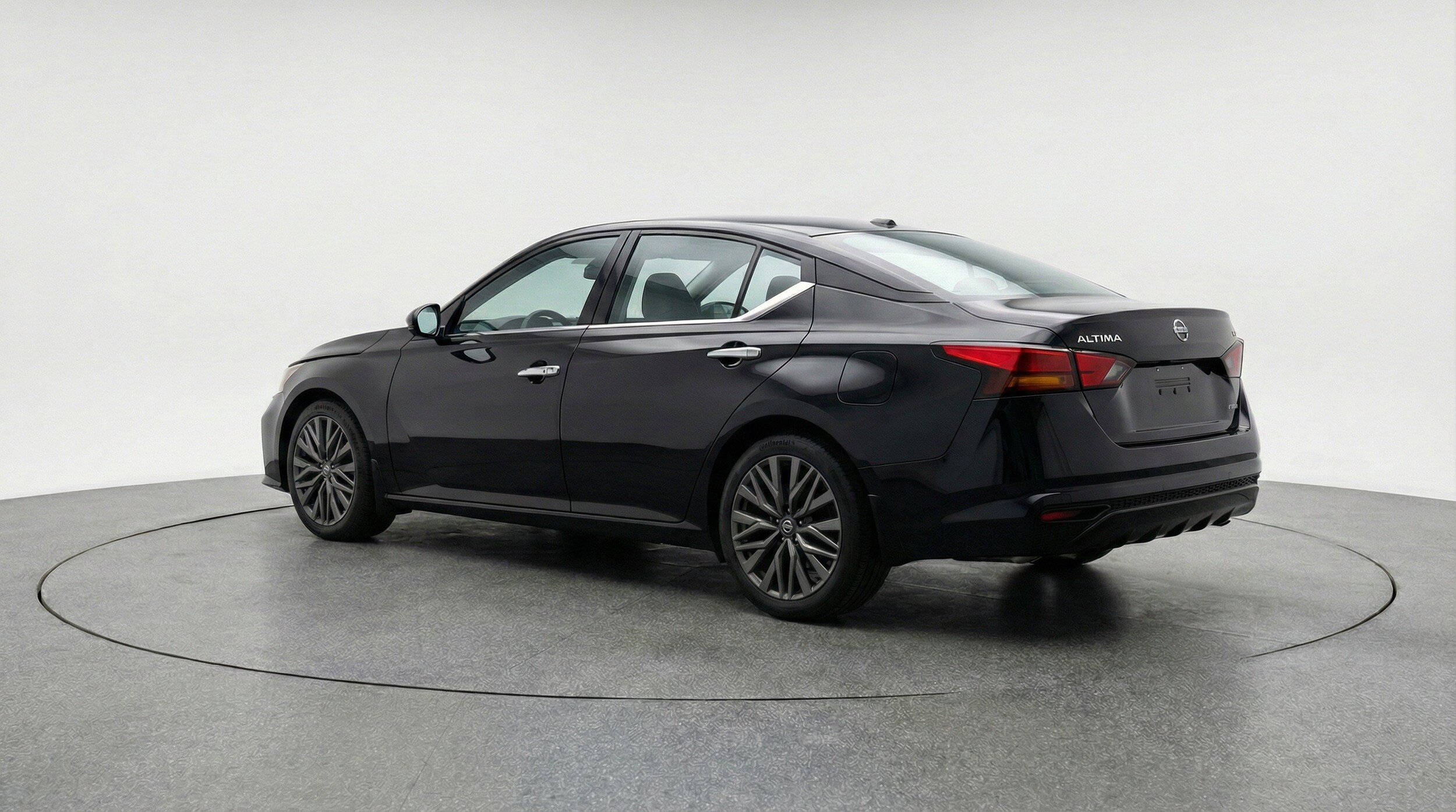 Thumbnail: 2025 Nissan Altima - 6