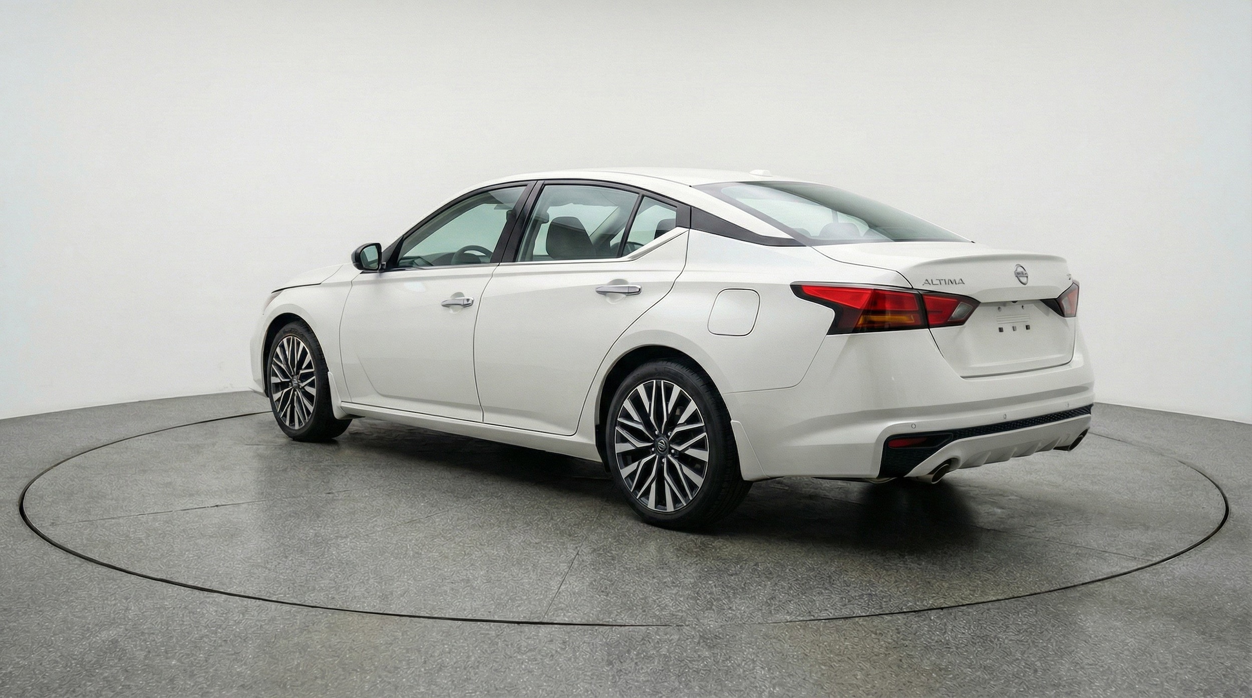 Thumbnail: 2025 Nissan Altima - 6