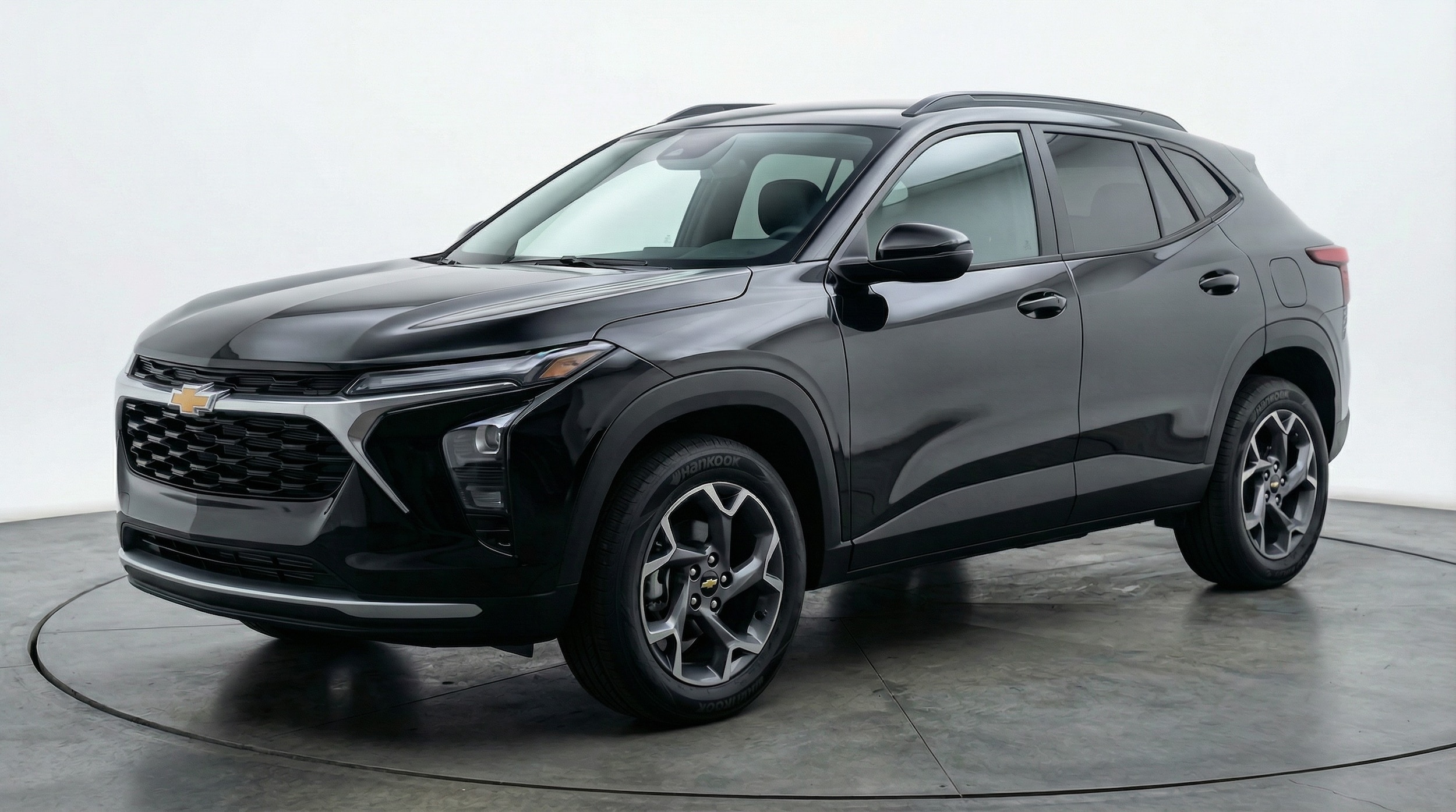 Thumbnail: 2025 Chevrolet Trax - 3