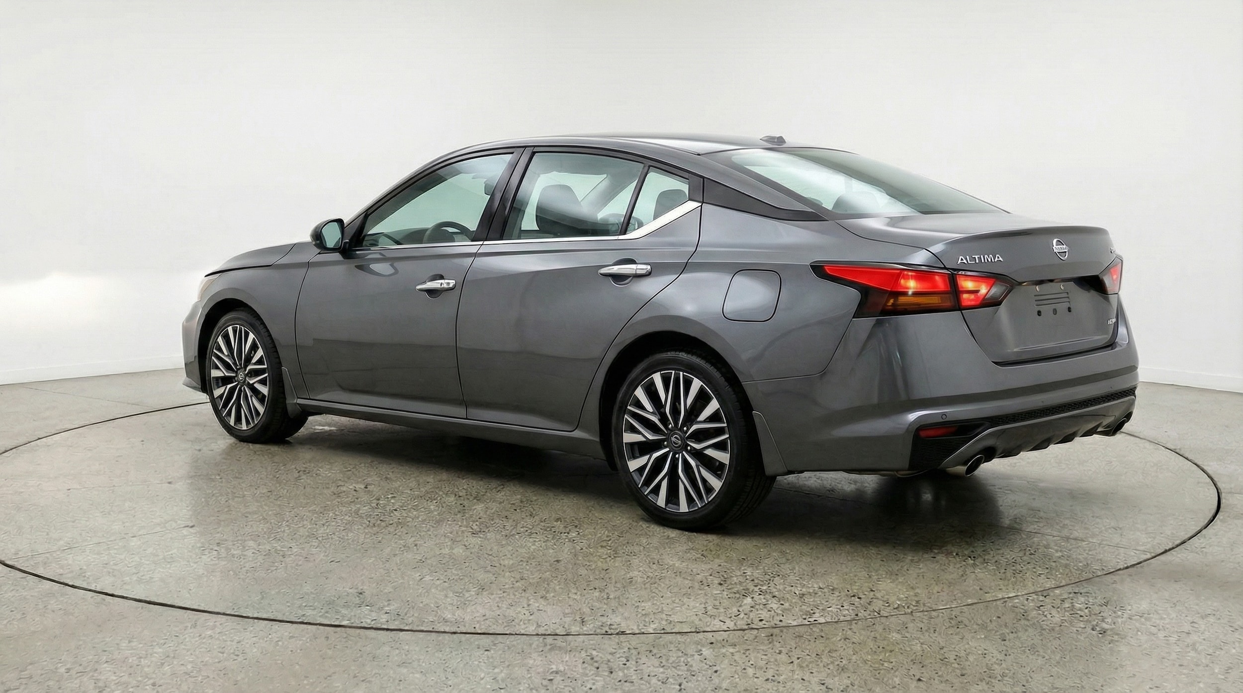 Thumbnail: 2025 Nissan Altima - 5