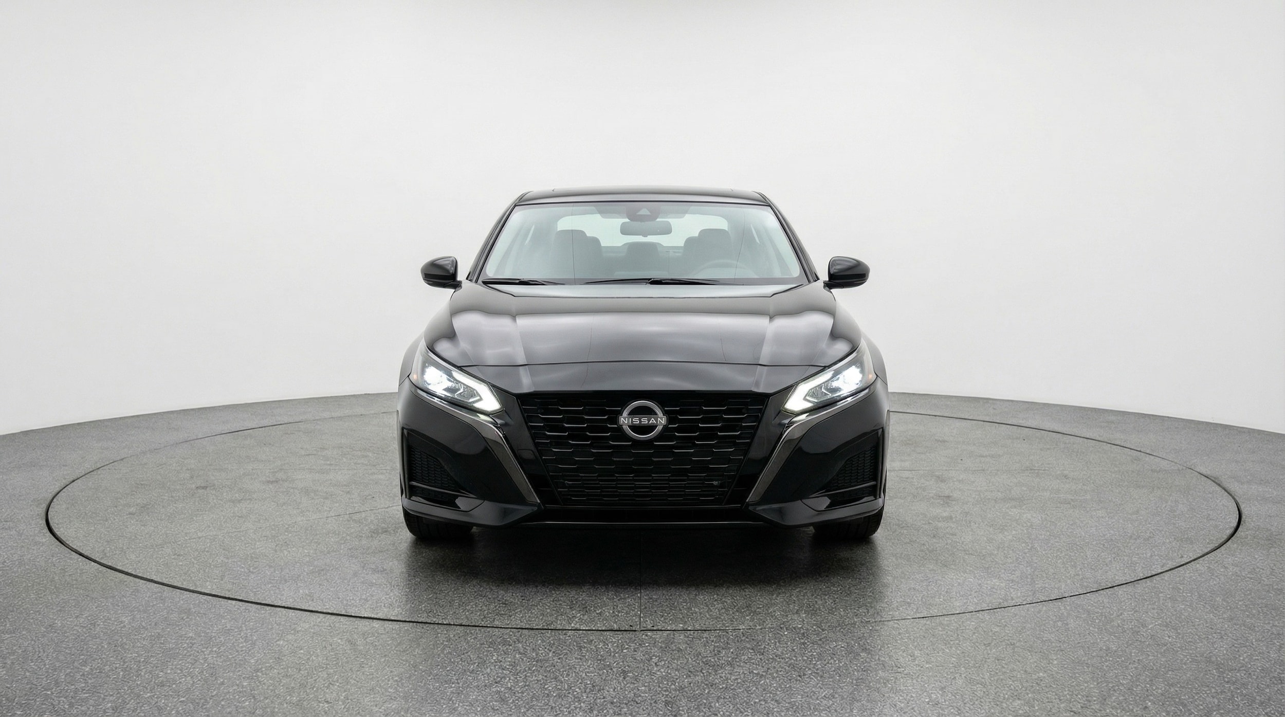 Thumbnail: 2025 Nissan Altima - 2