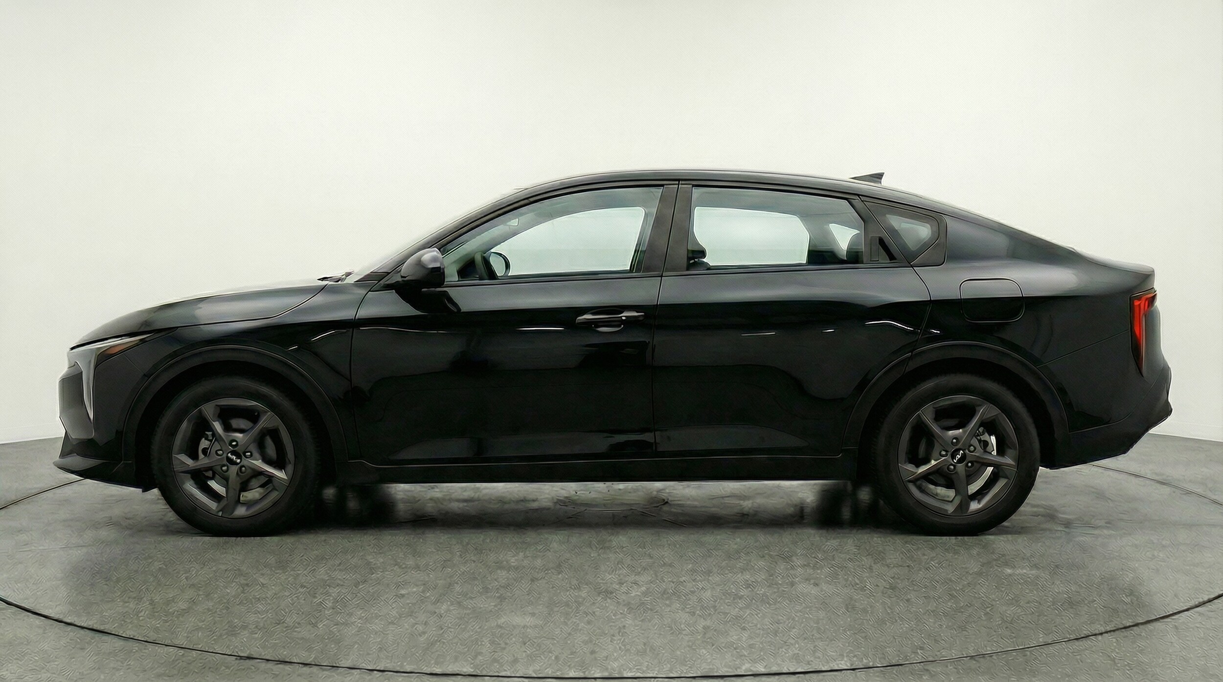 Thumbnail: 2025 Kia K4 - 4