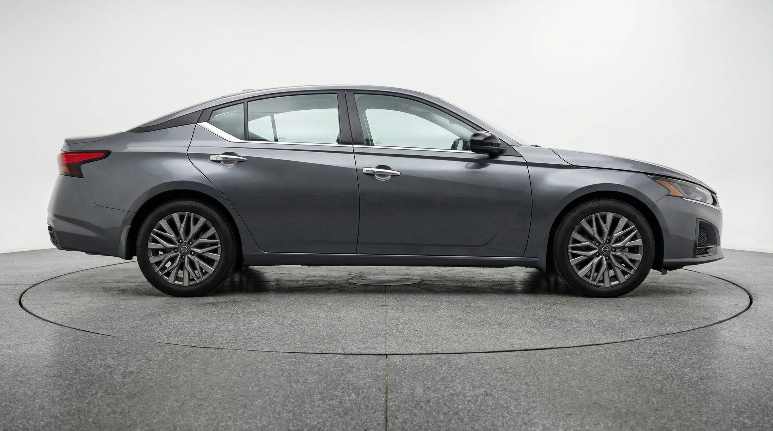 Thumbnail: 2025 Nissan Altima - 8