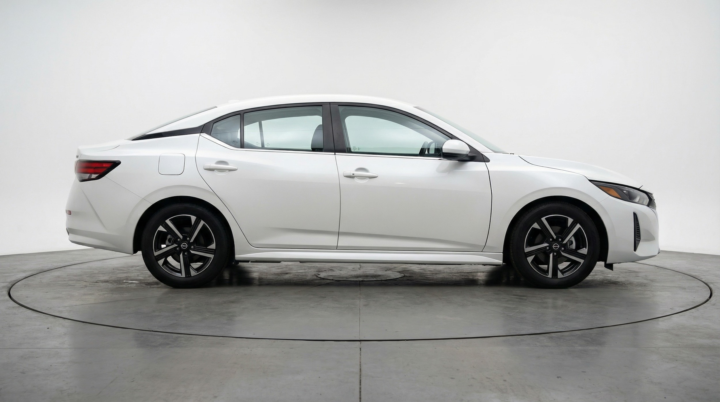 Thumbnail: 2025 Nissan Sentra - 8