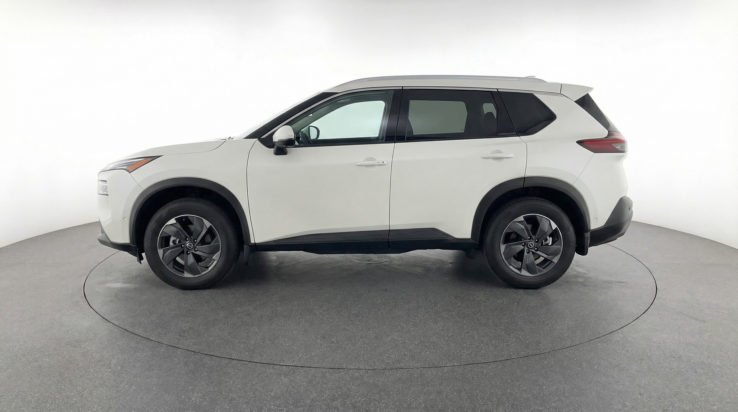 Thumbnail: 2025 Nissan Rogue - 4