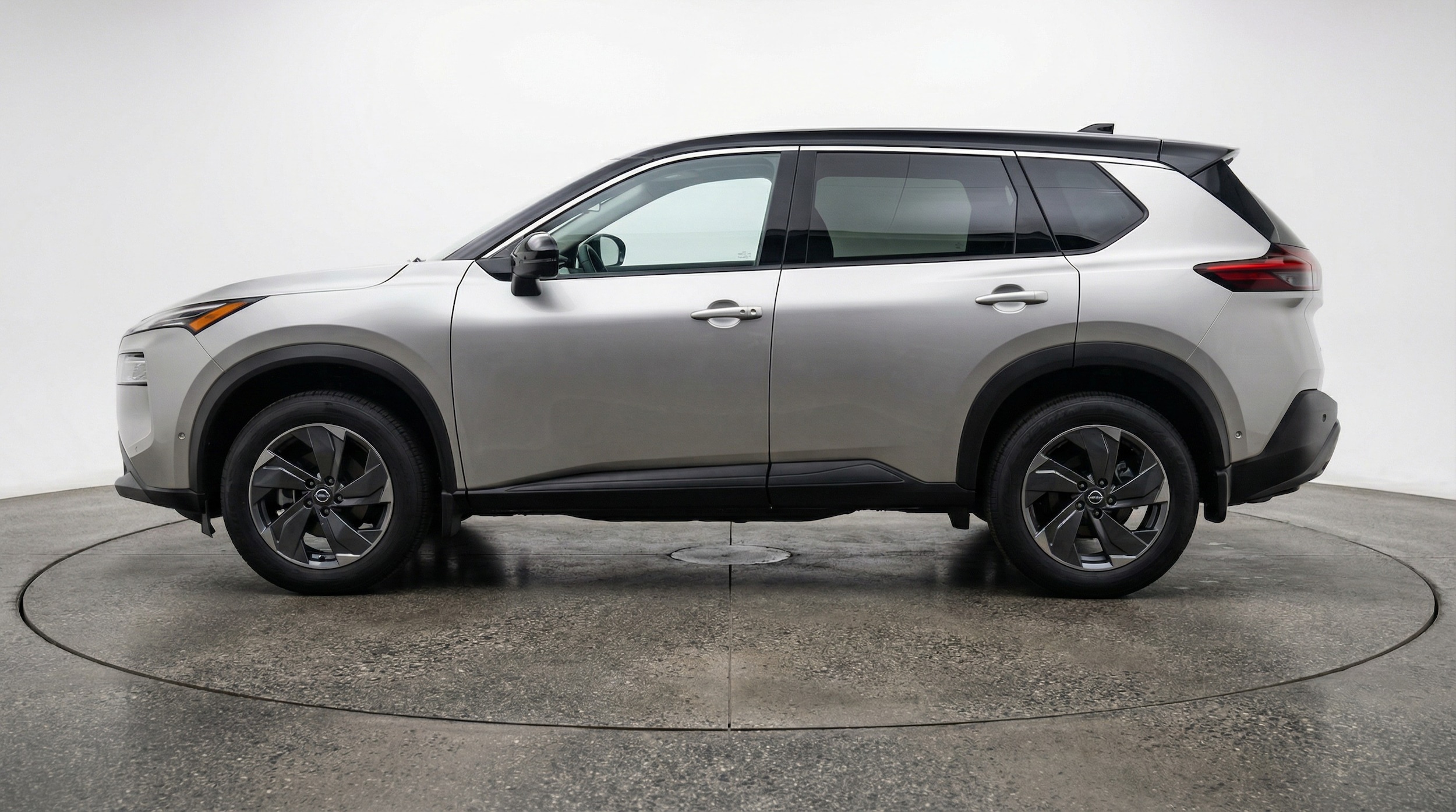 Thumbnail: 2025 Nissan Rogue - 4