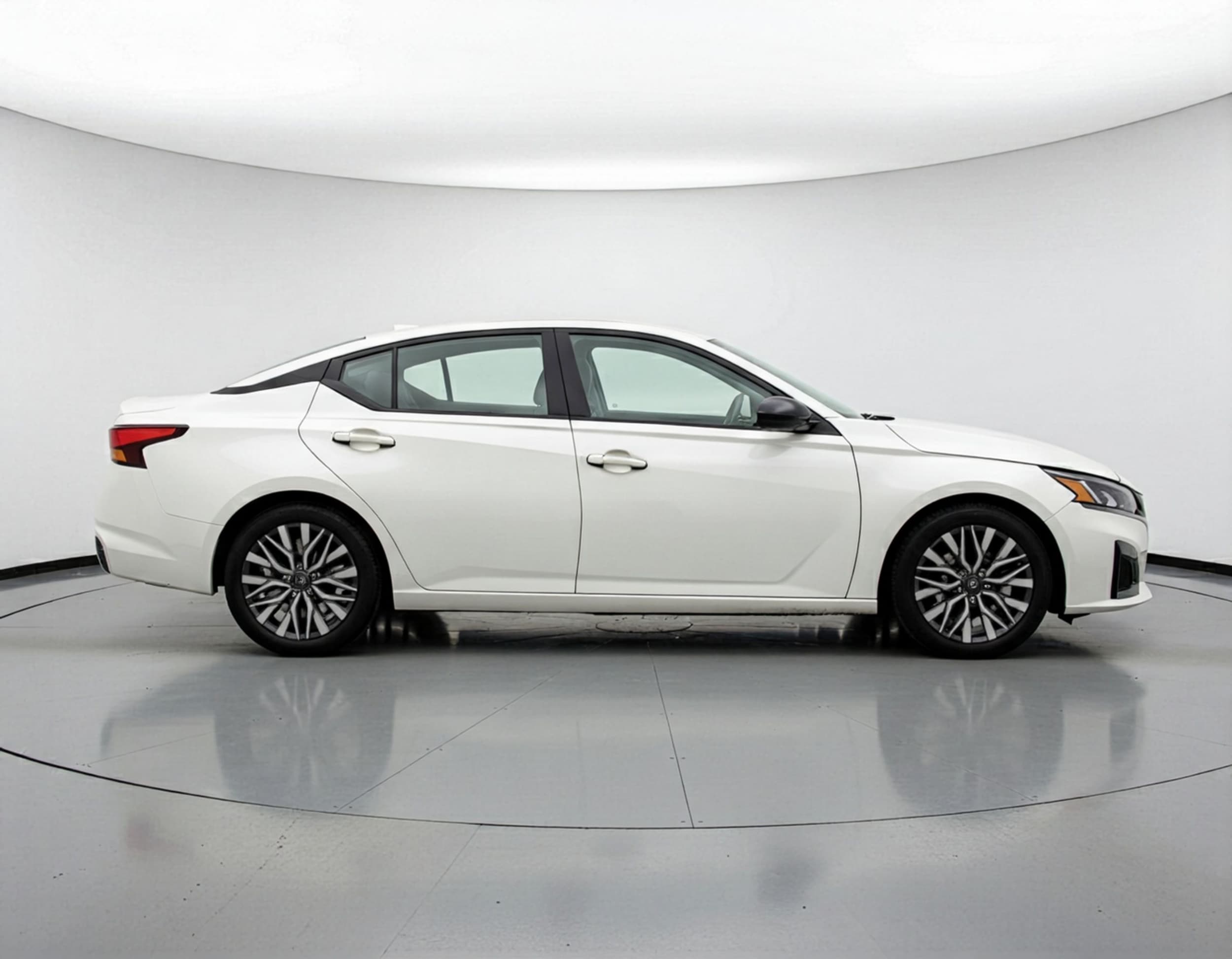 Thumbnail: 2025 Nissan Altima - 8