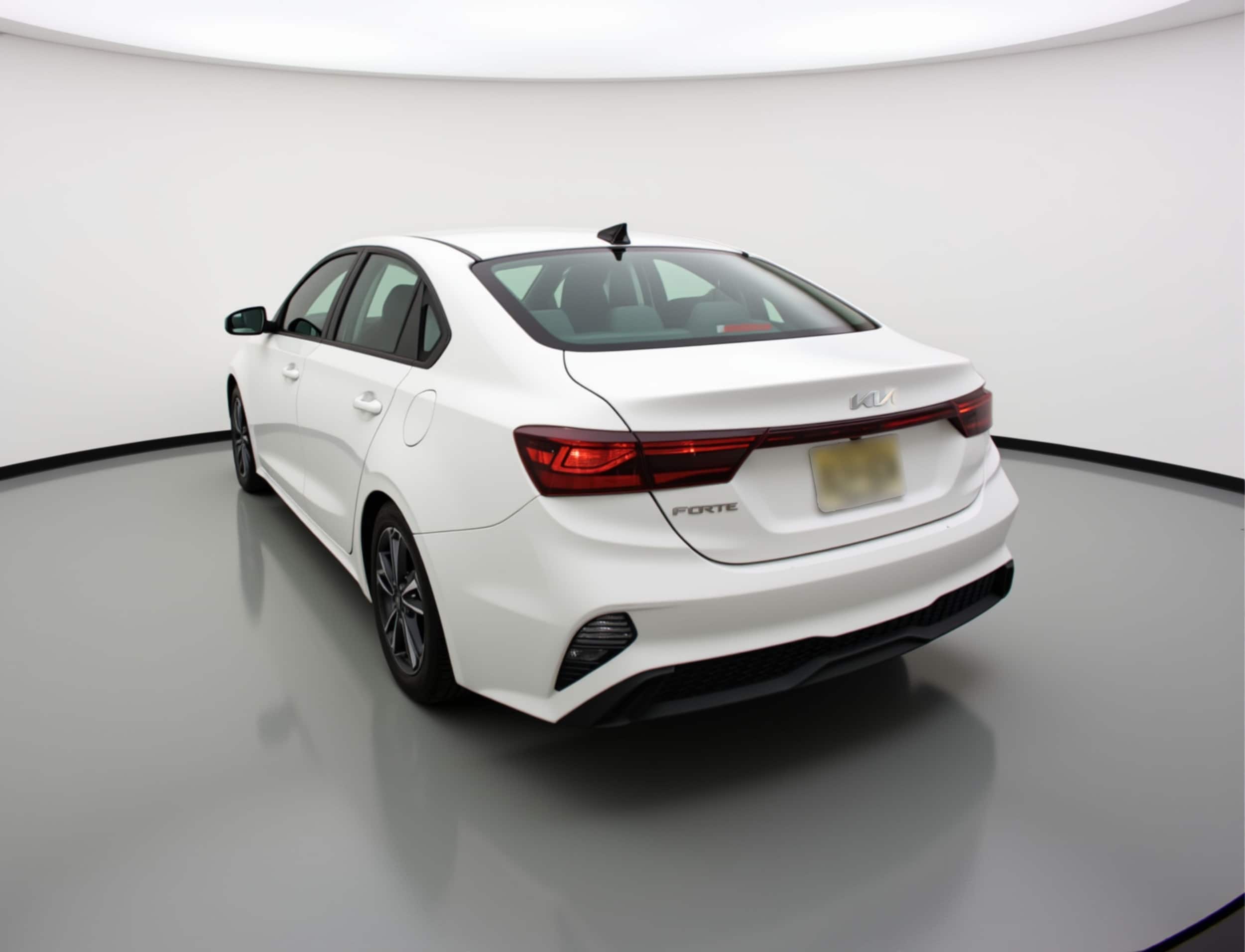 Thumbnail: 2024 Kia Forte - 5