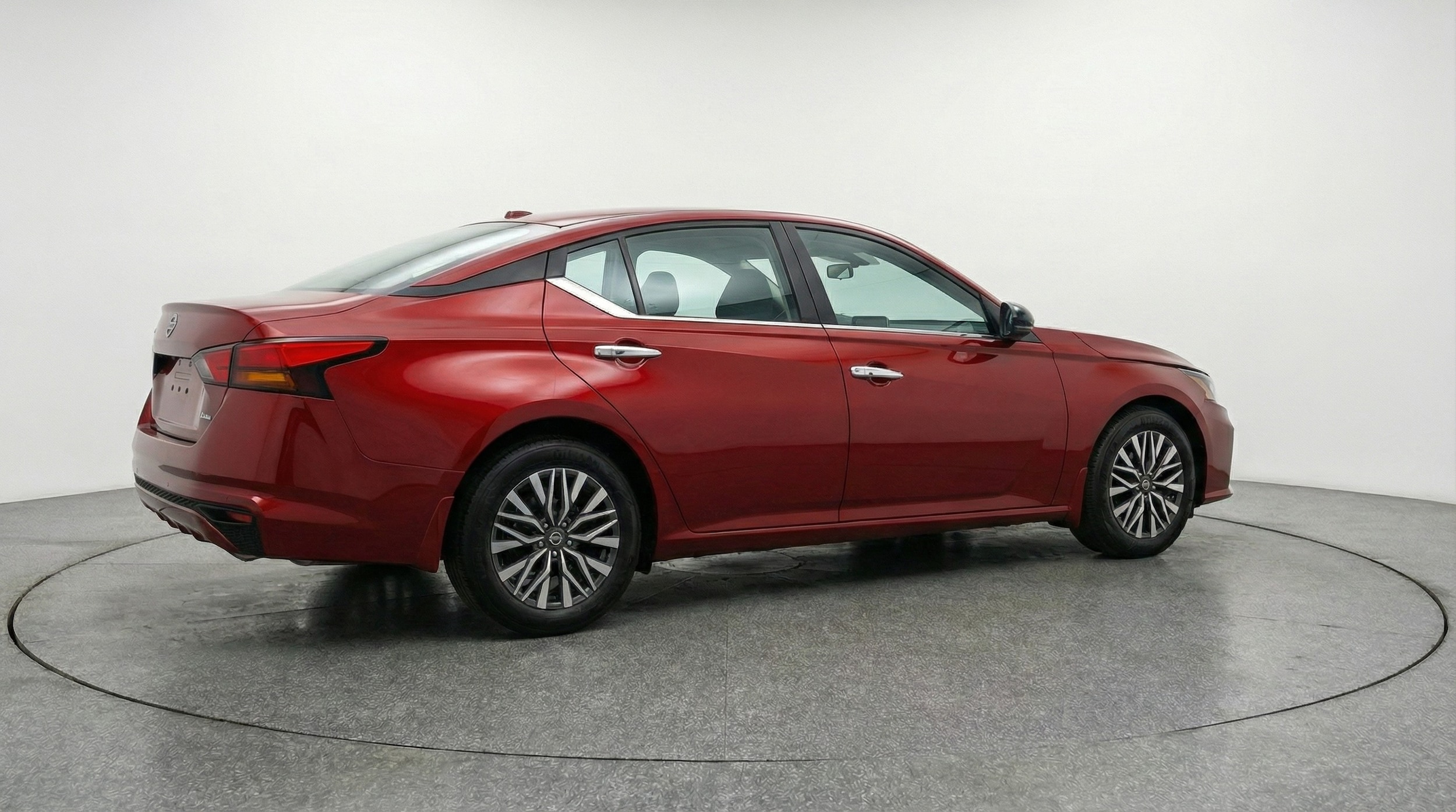 Thumbnail: 2025 Nissan Altima - 7