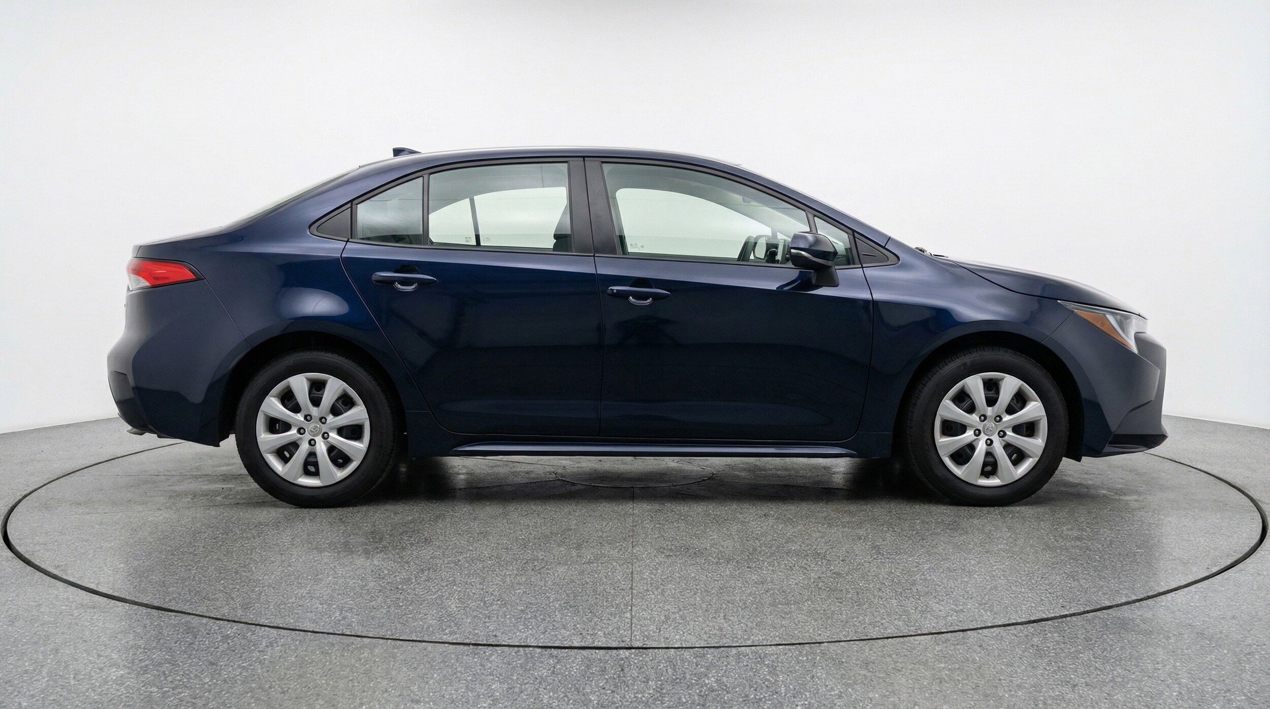 Thumbnail: 2025 Toyota Corolla - 11