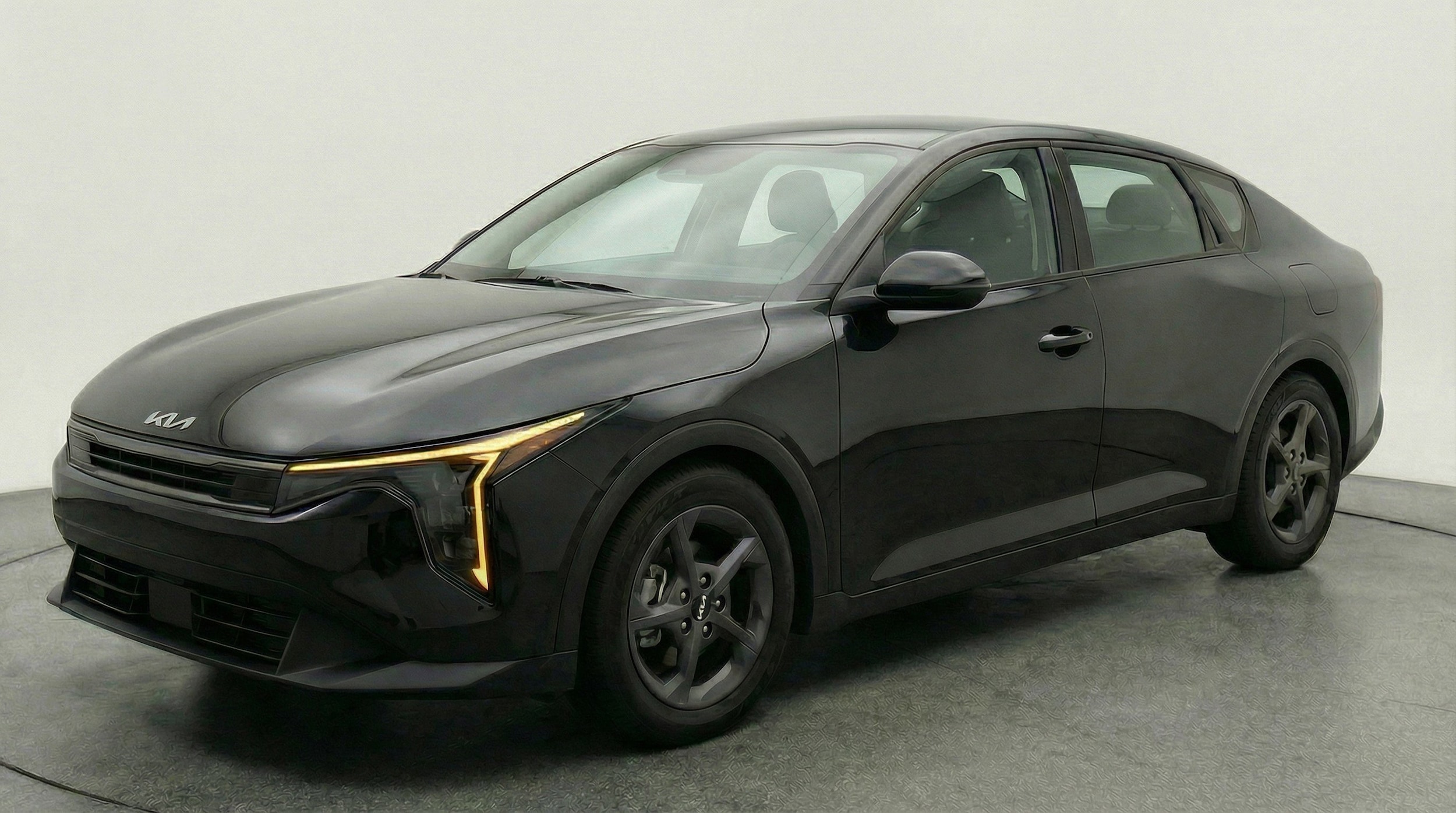 Thumbnail: 2025 Kia K4 - 3