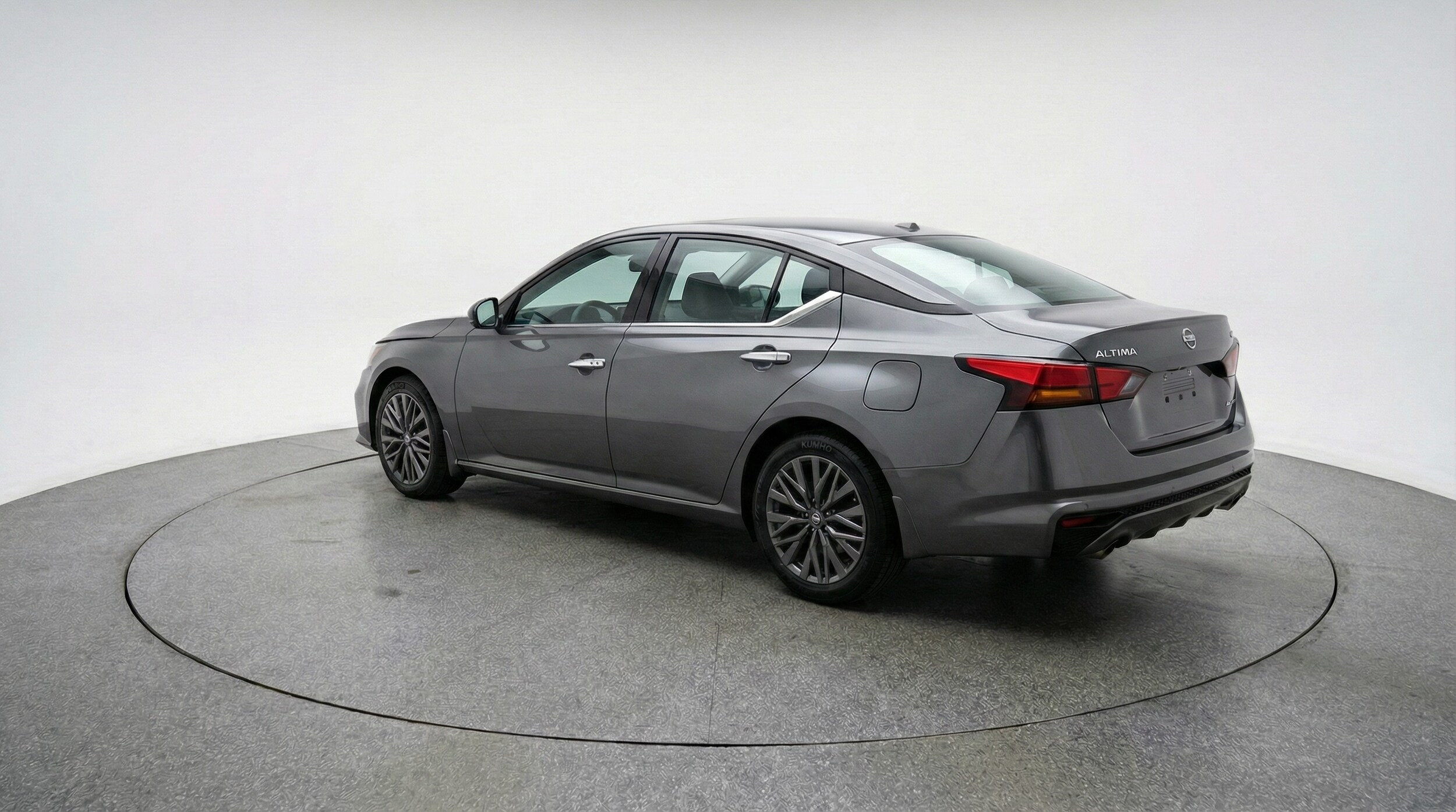 Thumbnail: 2025 Nissan Altima - 5