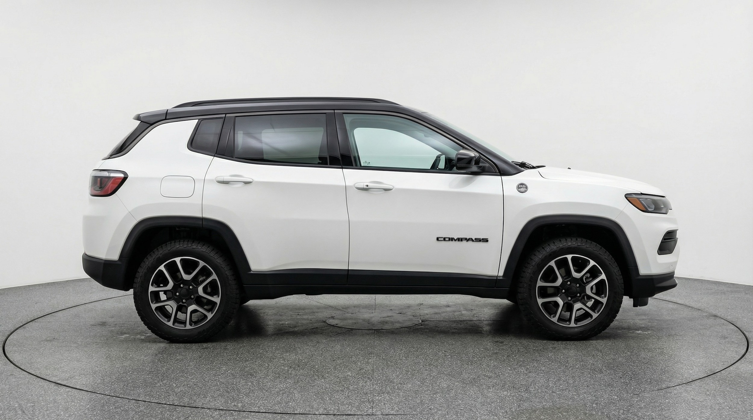 Thumbnail: 2025 Jeep Compass - 8