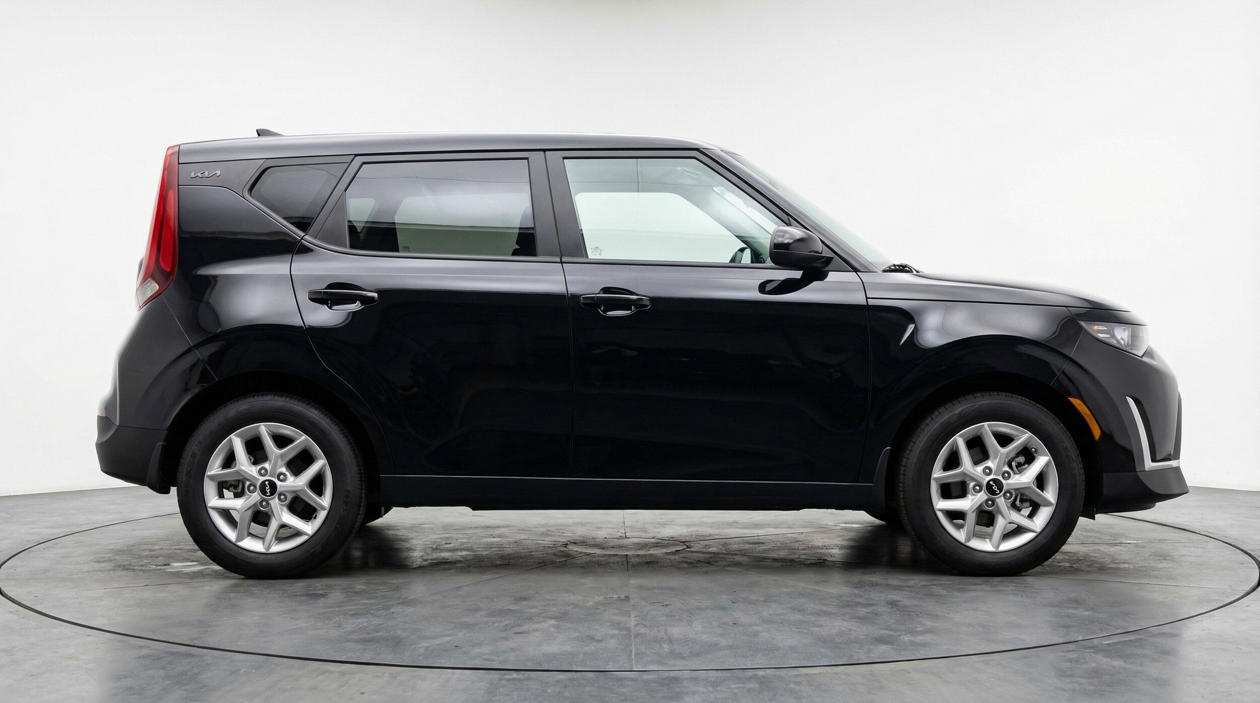 Thumbnail: 2025 Kia Soul - 11