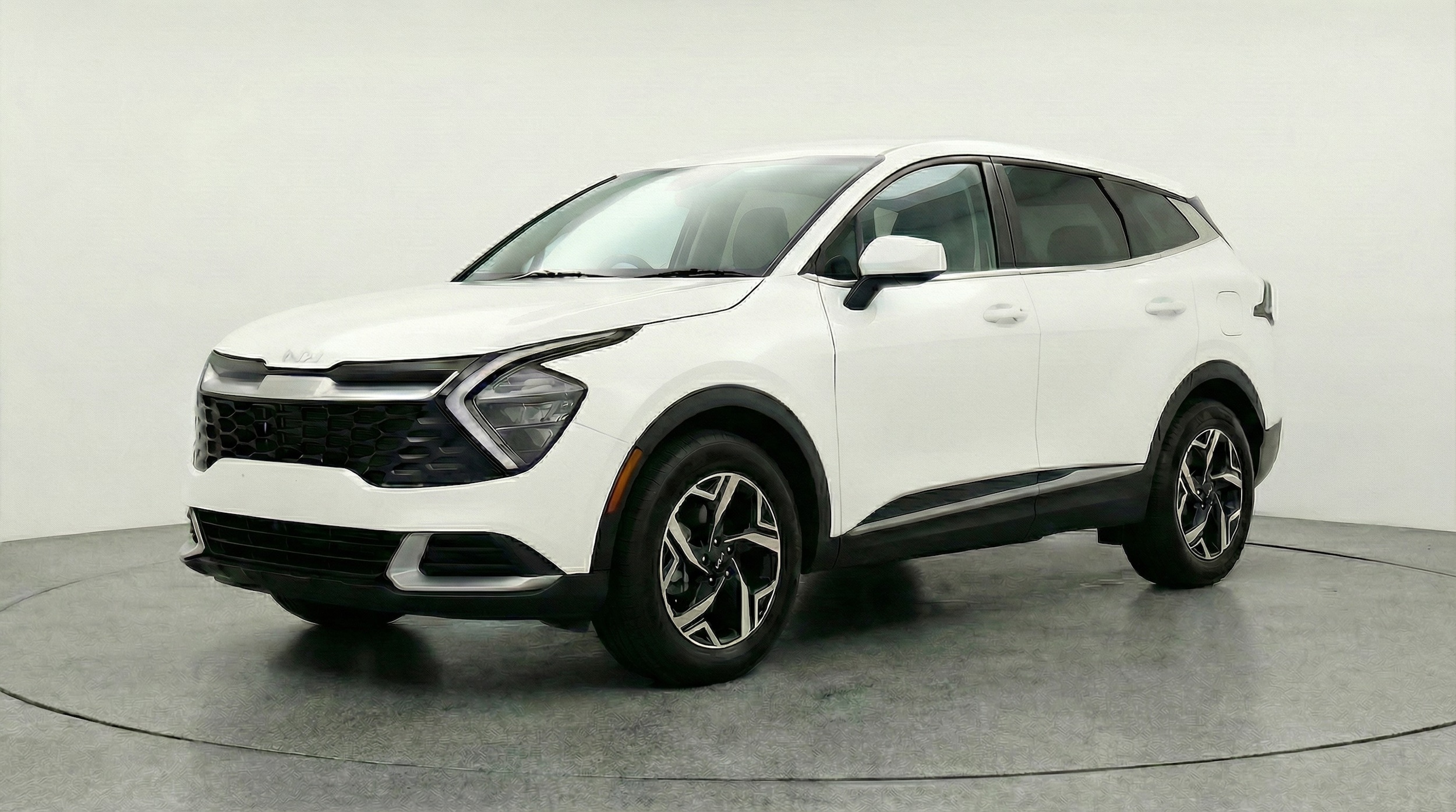 Thumbnail: 2025 Kia Sportage - 3