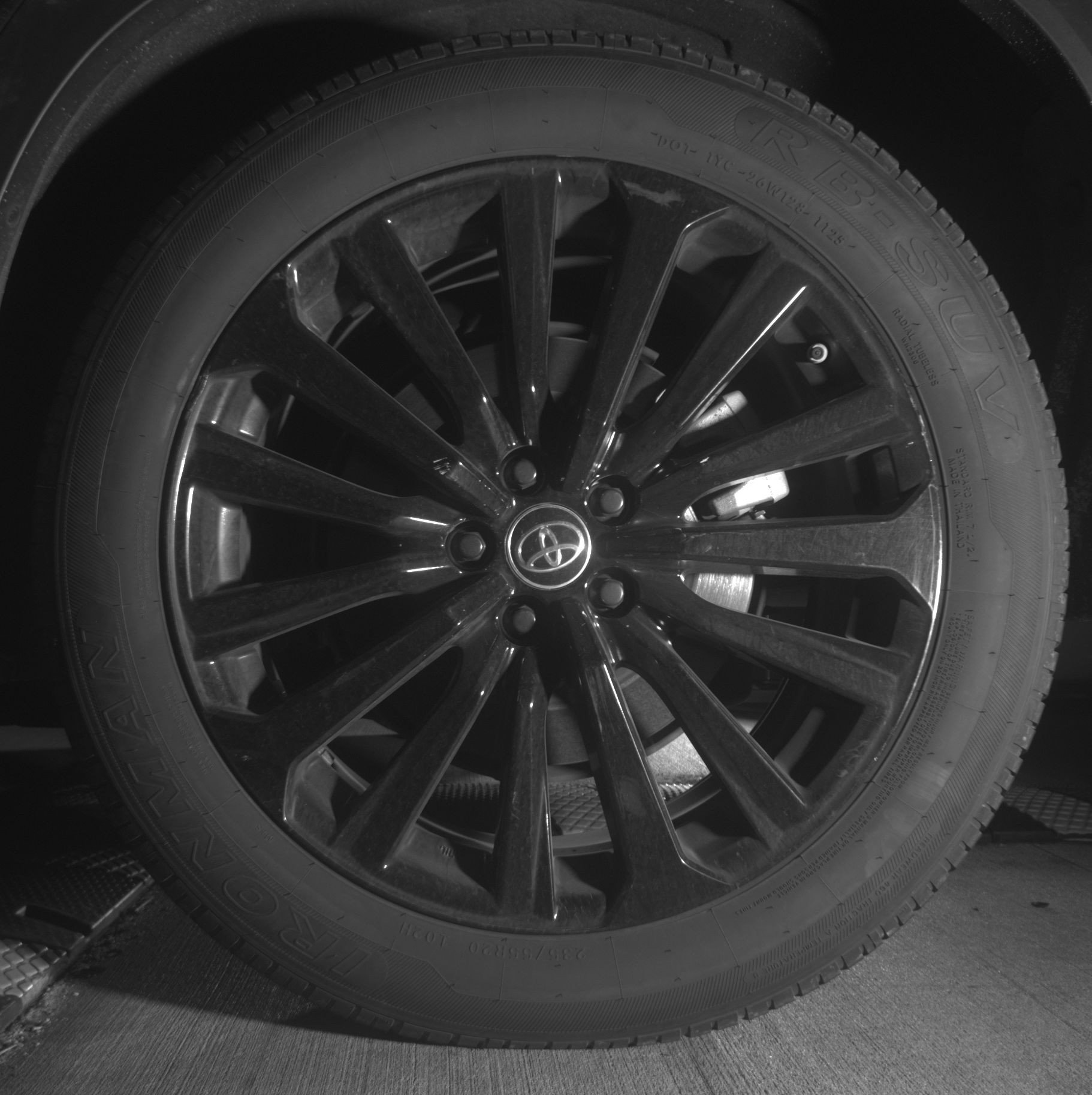 Thumbnail: 2025 Toyota Highlander - 13