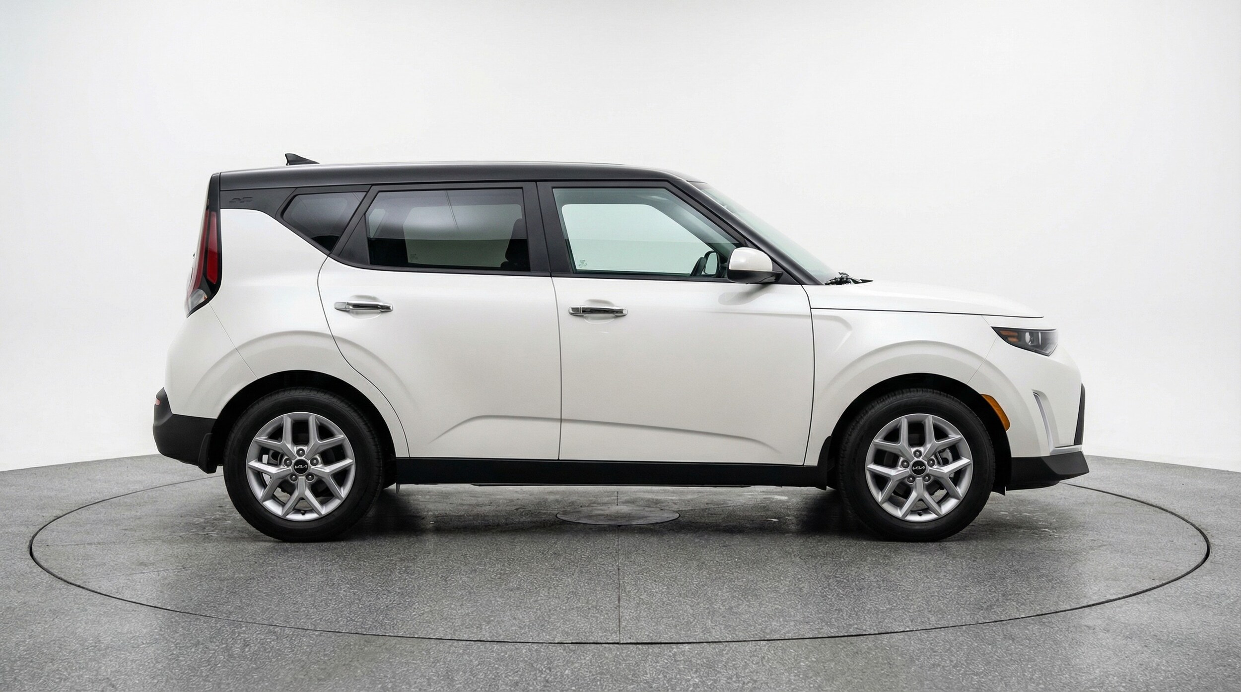 Thumbnail: 2025 Kia Soul - 8