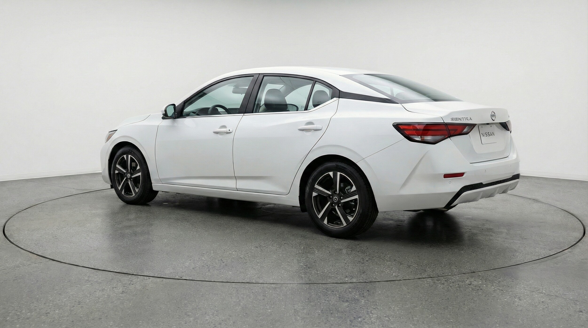 Thumbnail: 2025 Nissan Sentra - 5