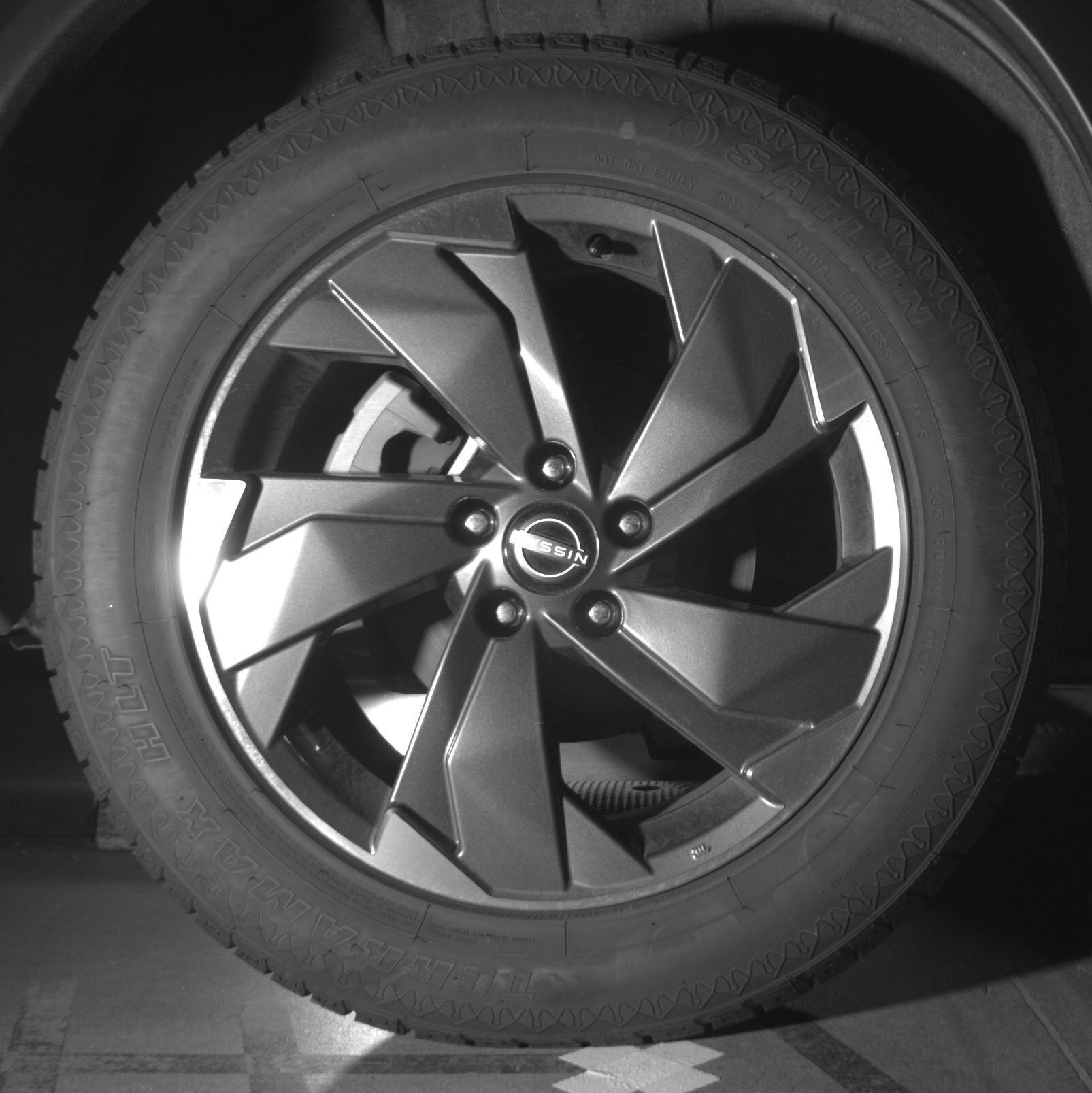 Thumbnail: 2025 Nissan Rogue - 12