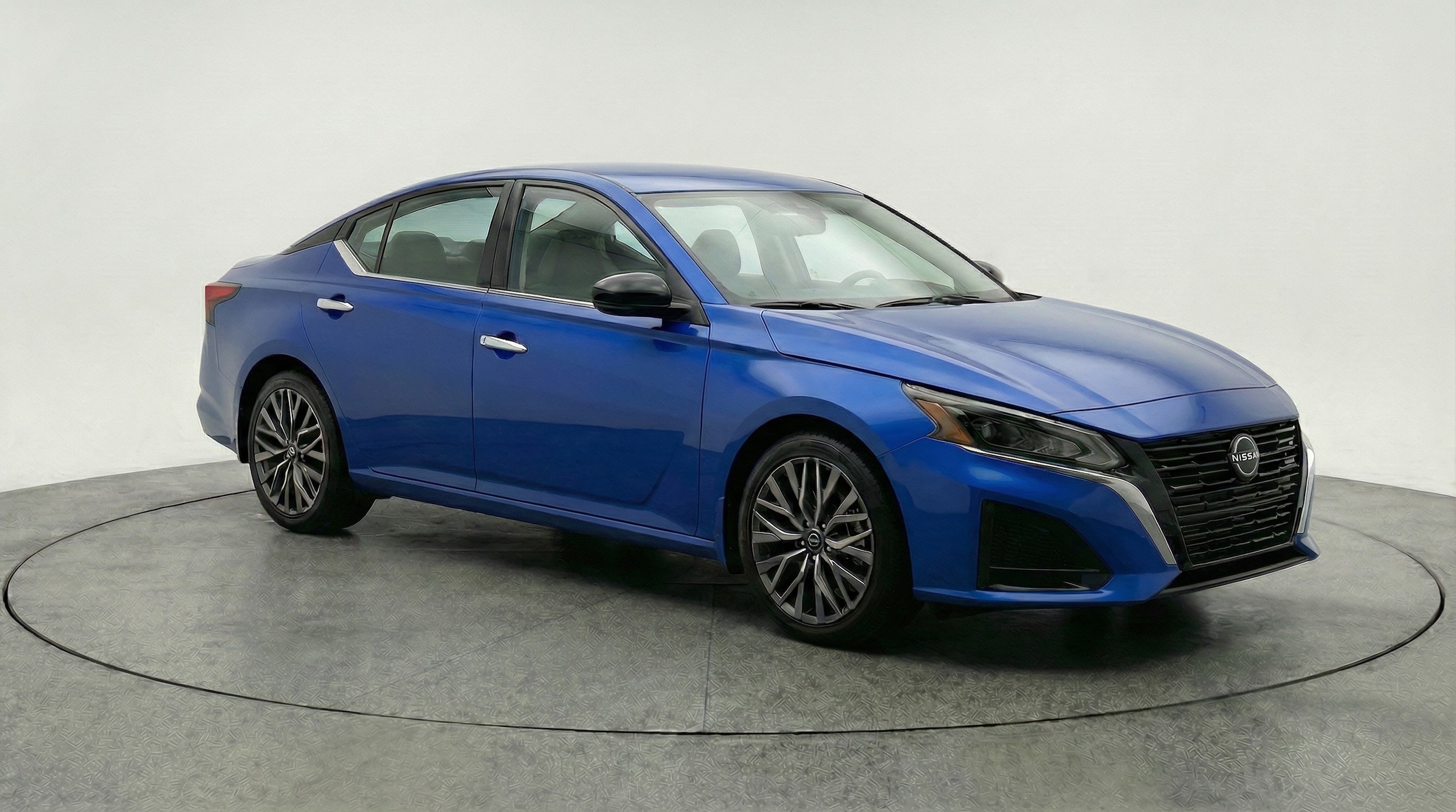 Thumbnail: 2025 Nissan Altima - 1