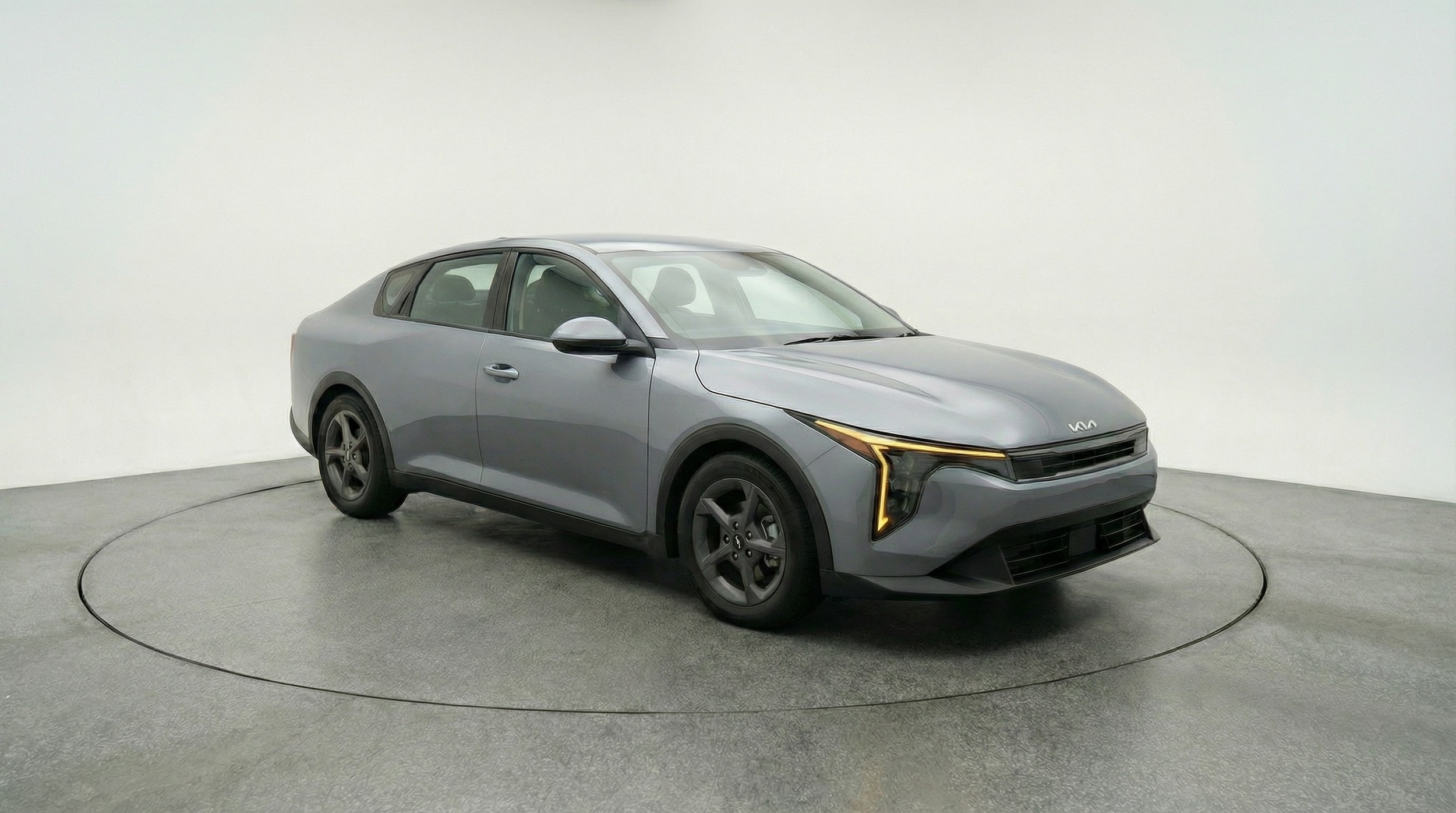 Thumbnail: 2025 Kia K4 - 1