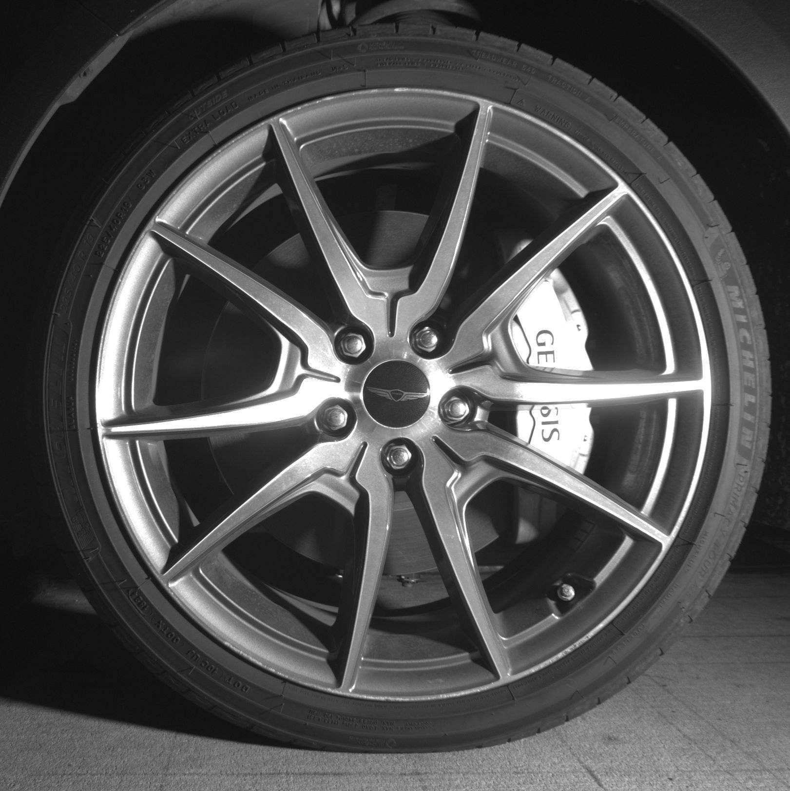 Thumbnail: 2025 Genesis G70 - 12