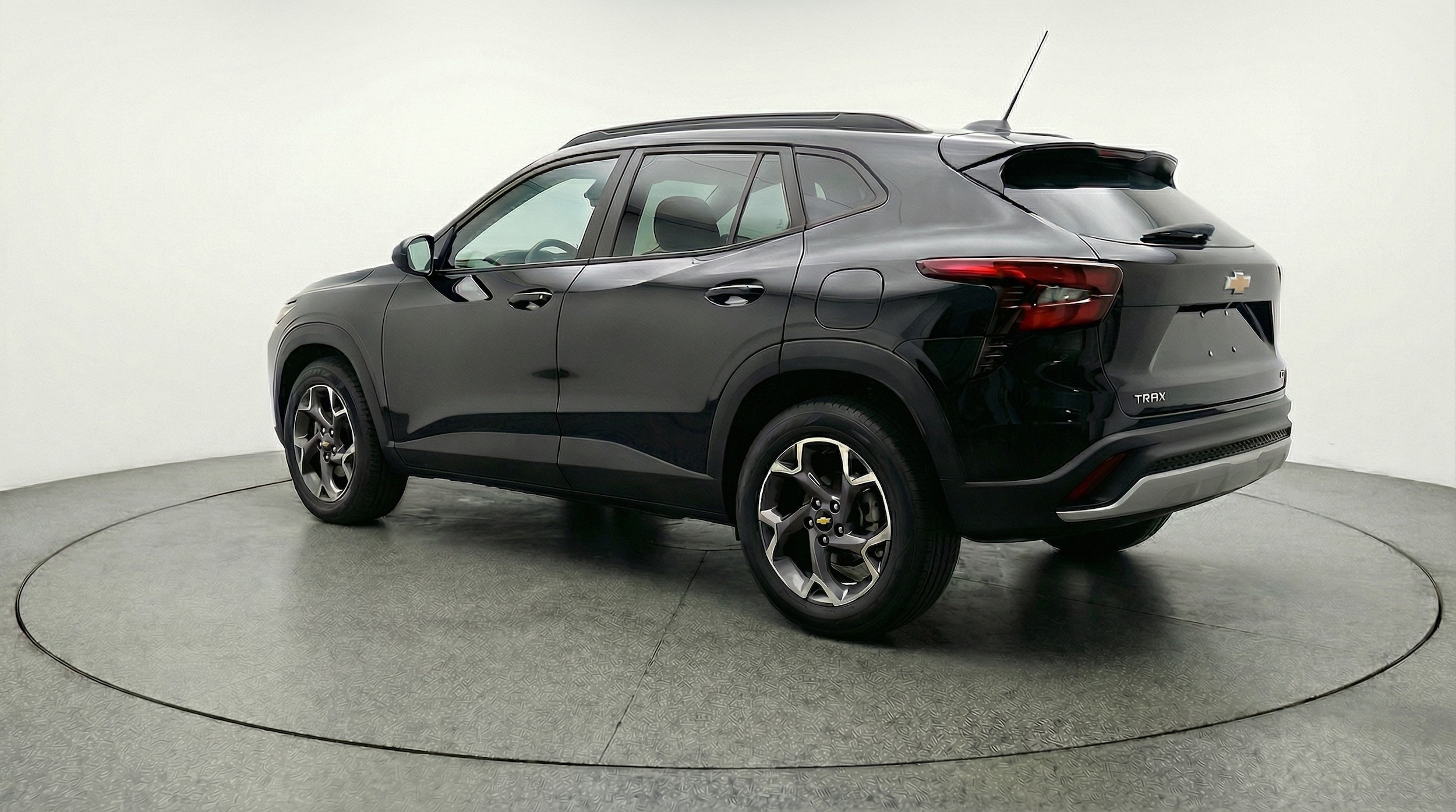 Thumbnail: 2025 Chevrolet Trax - 5