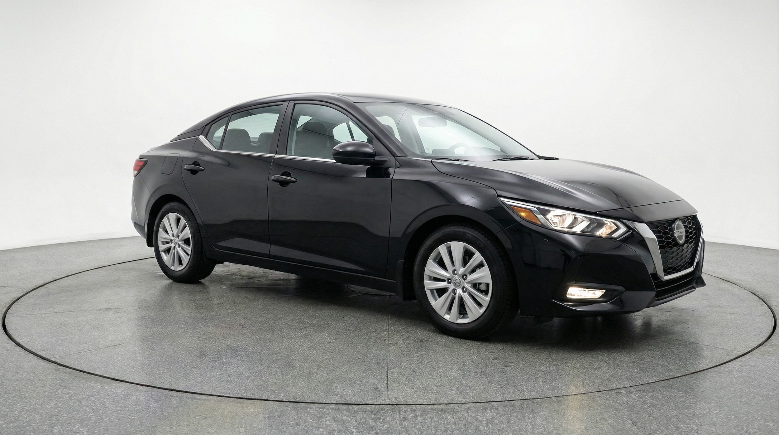 Thumbnail: 2025 Nissan Sentra - 1