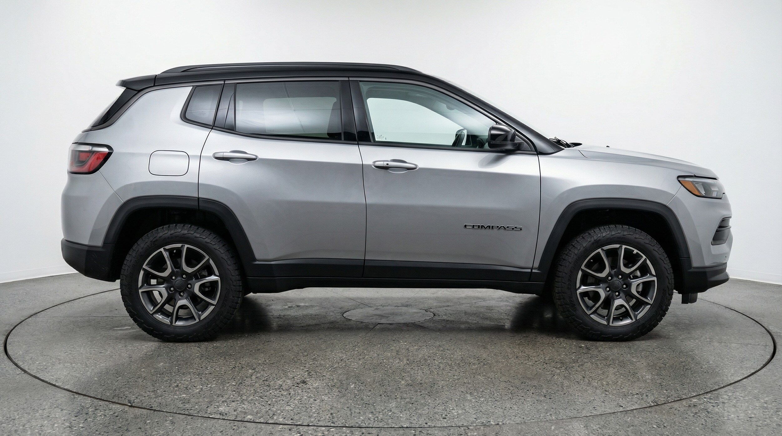 Thumbnail: 2025 Jeep Compass - 8