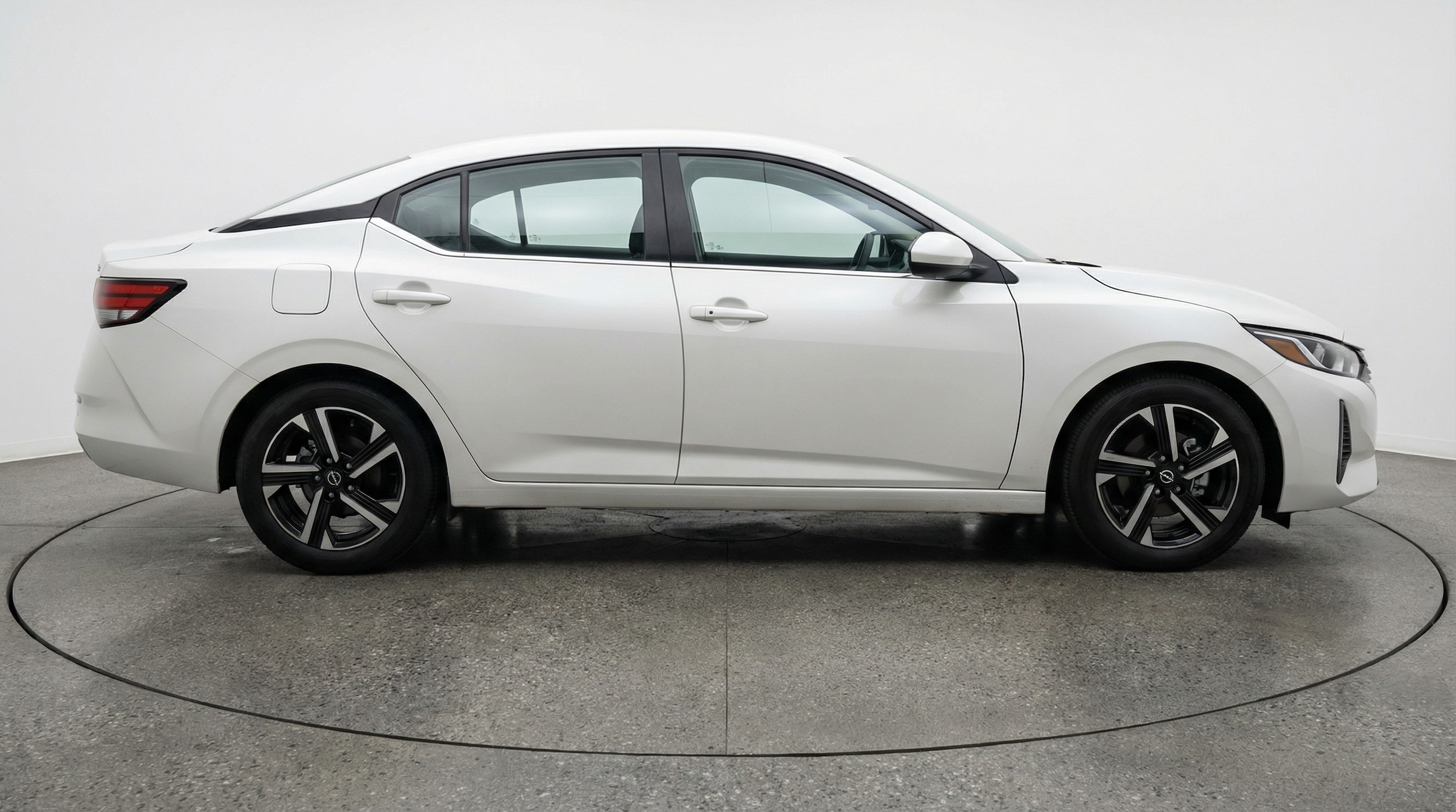 Thumbnail: 2025 Nissan Sentra - 8