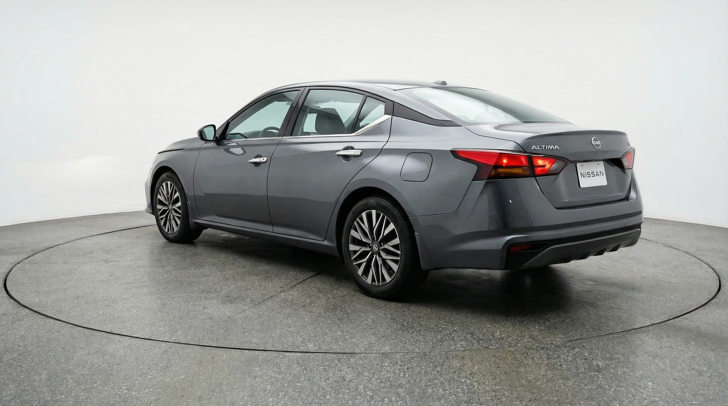 Thumbnail: 2025 Nissan Altima - 5