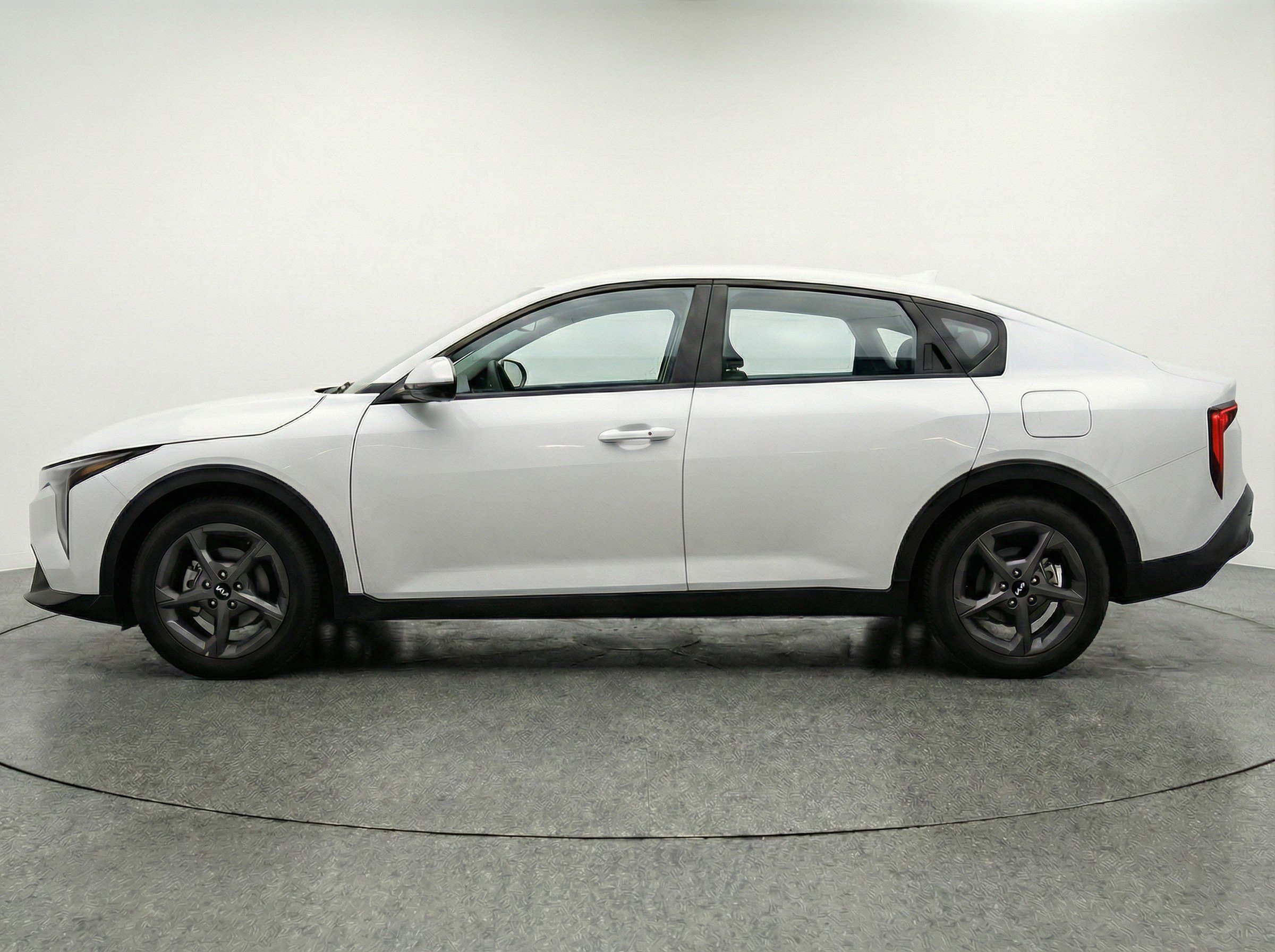 Thumbnail: 2025 Kia K4 - 5