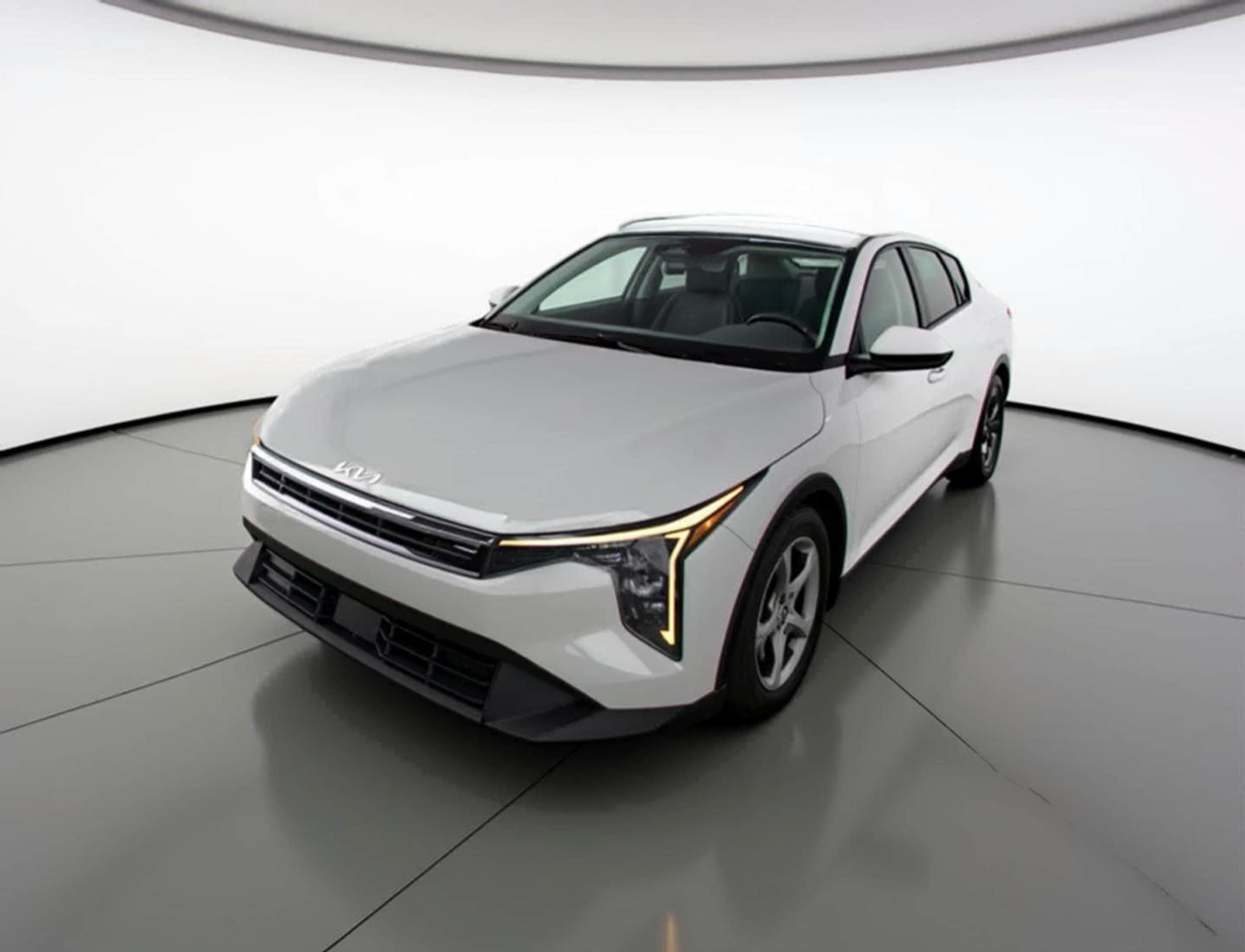 Thumbnail: 2025 Kia K4 - 3