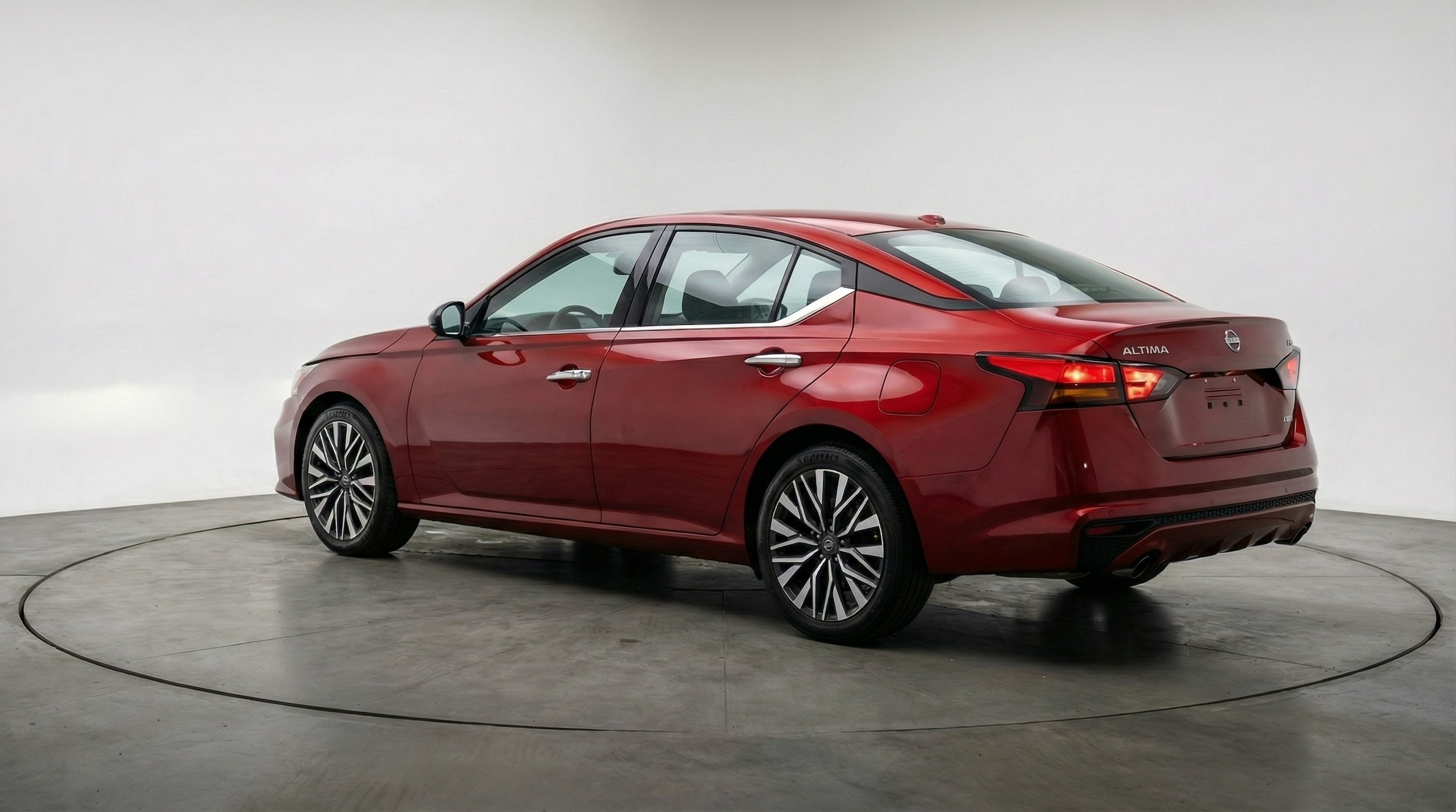 Thumbnail: 2025 Nissan Altima - 5