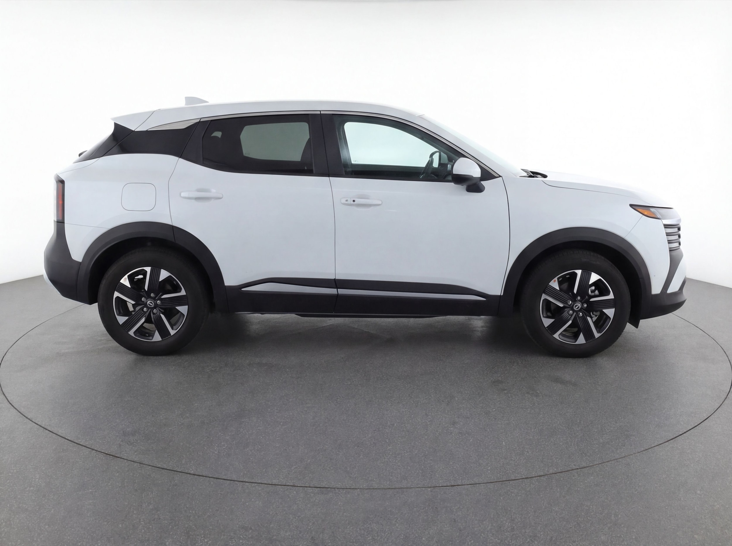 Thumbnail: 2025 Nissan Kicks - 8