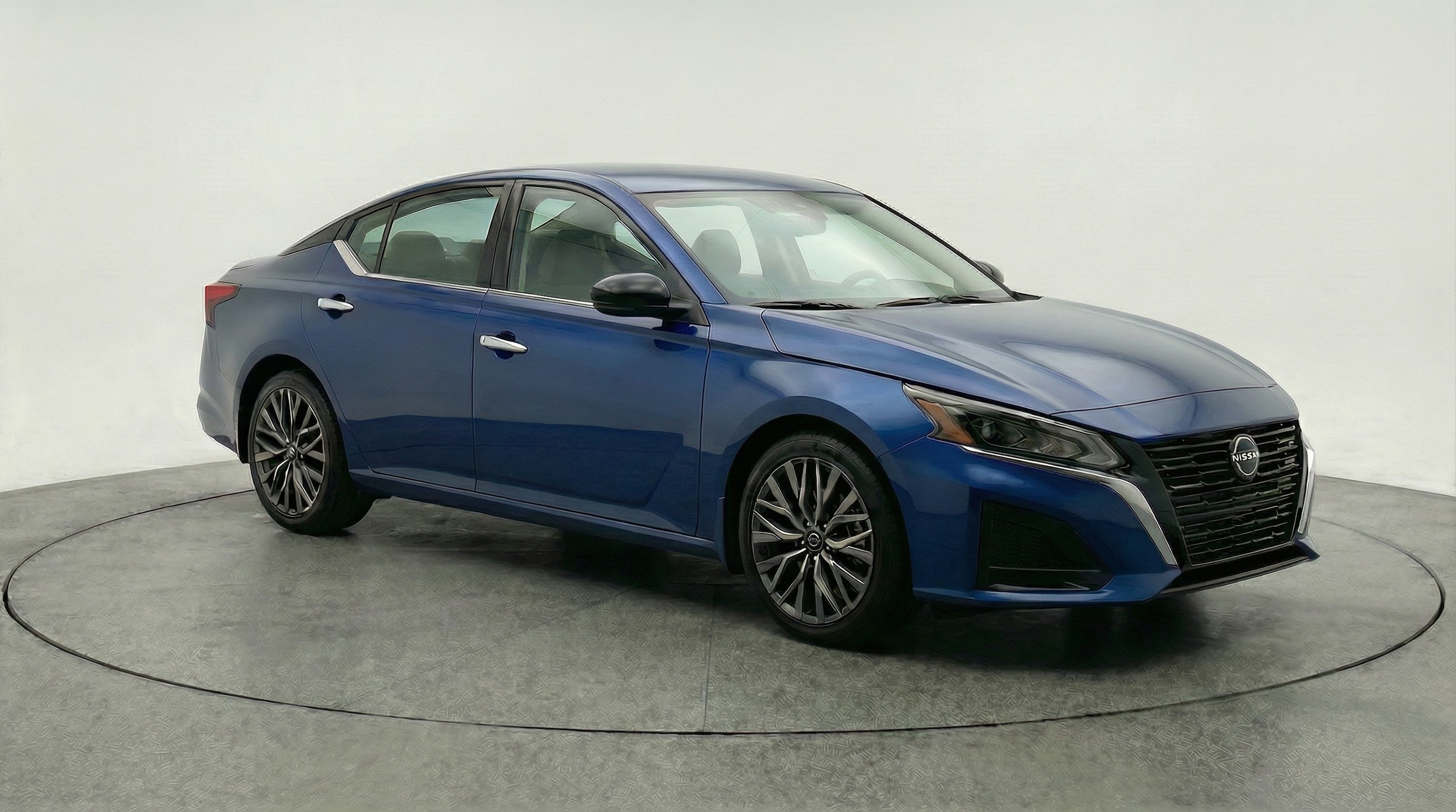 Thumbnail: 2025 Nissan Altima - 1