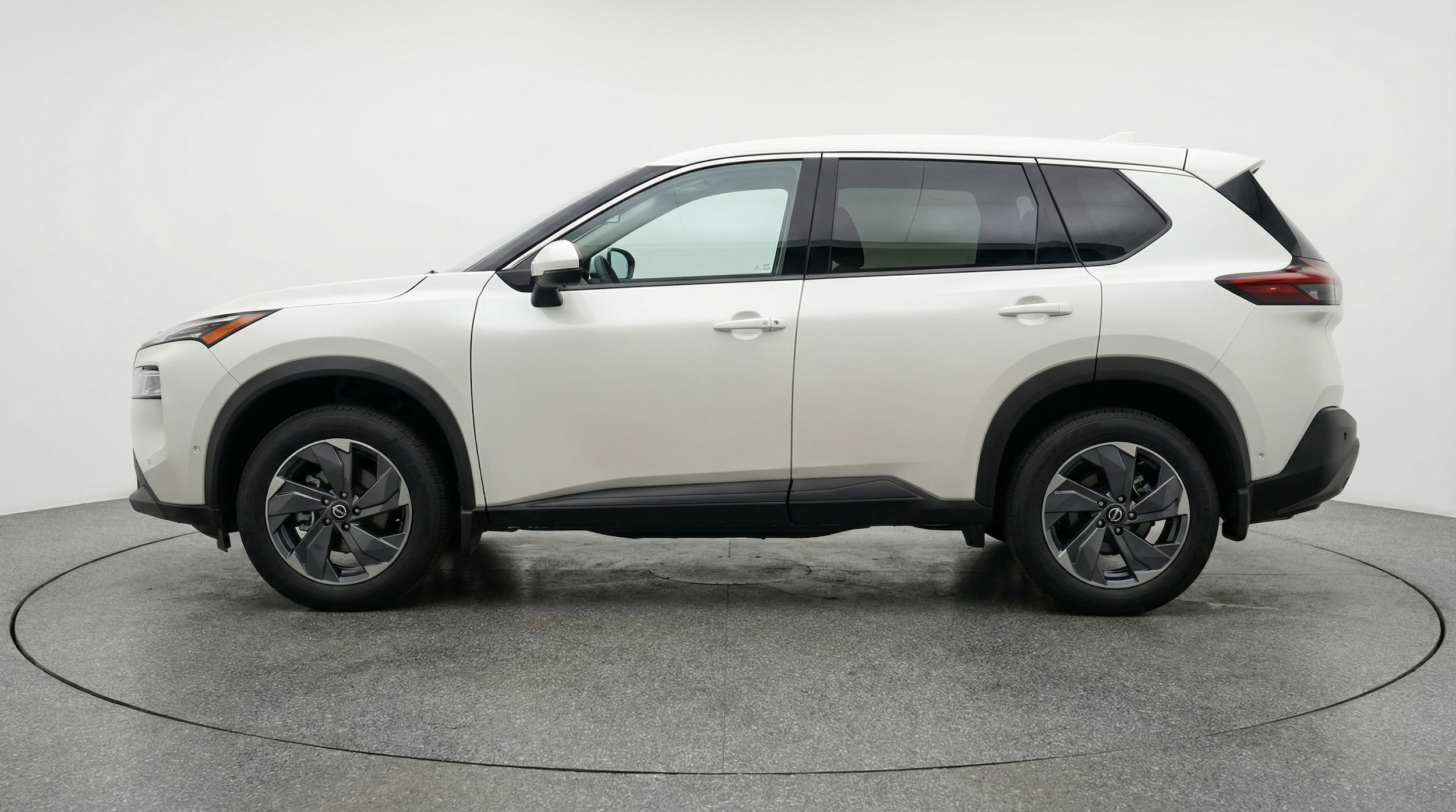 Thumbnail: 2025 Nissan Rogue - 4