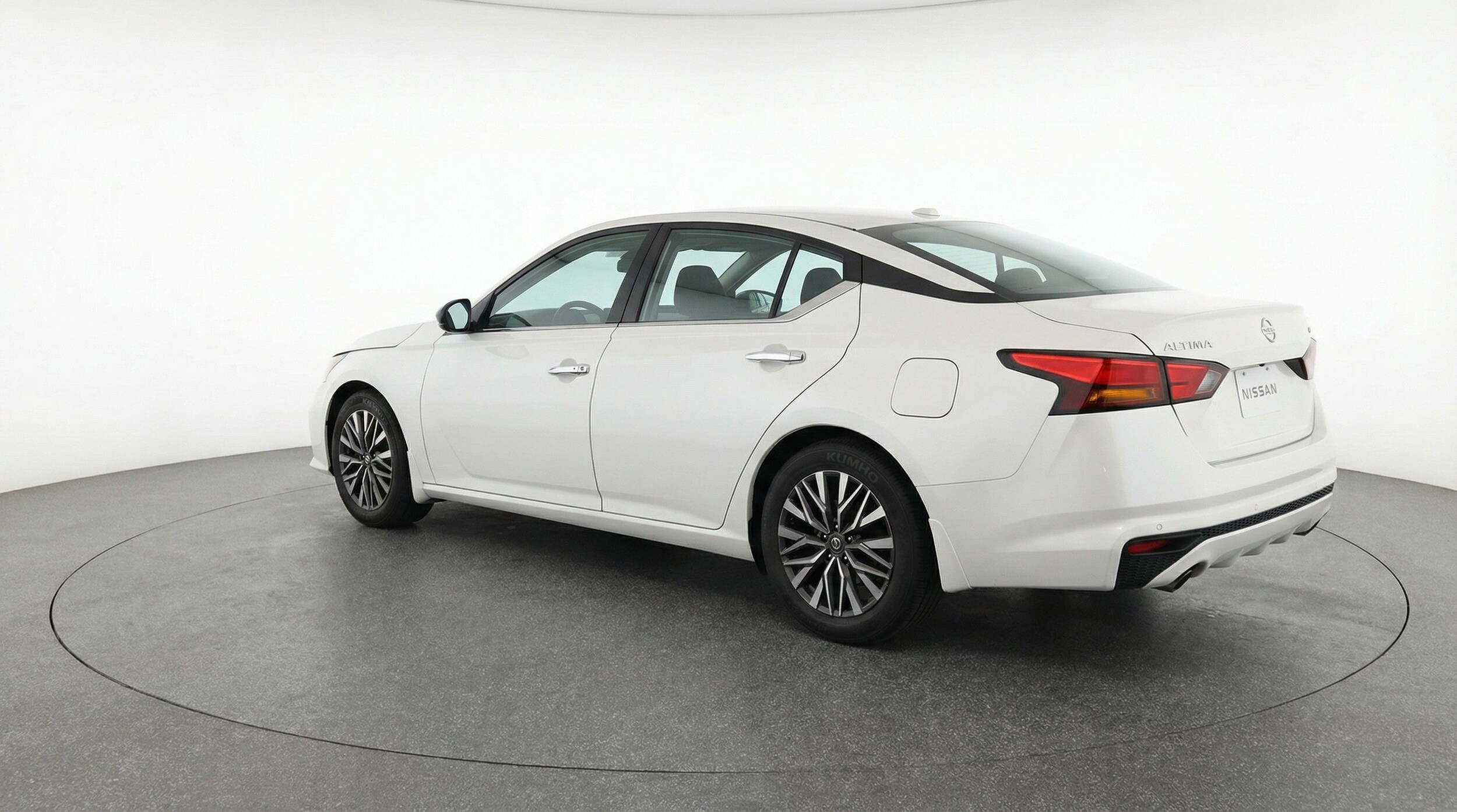 Thumbnail: 2025 Nissan Altima - 6