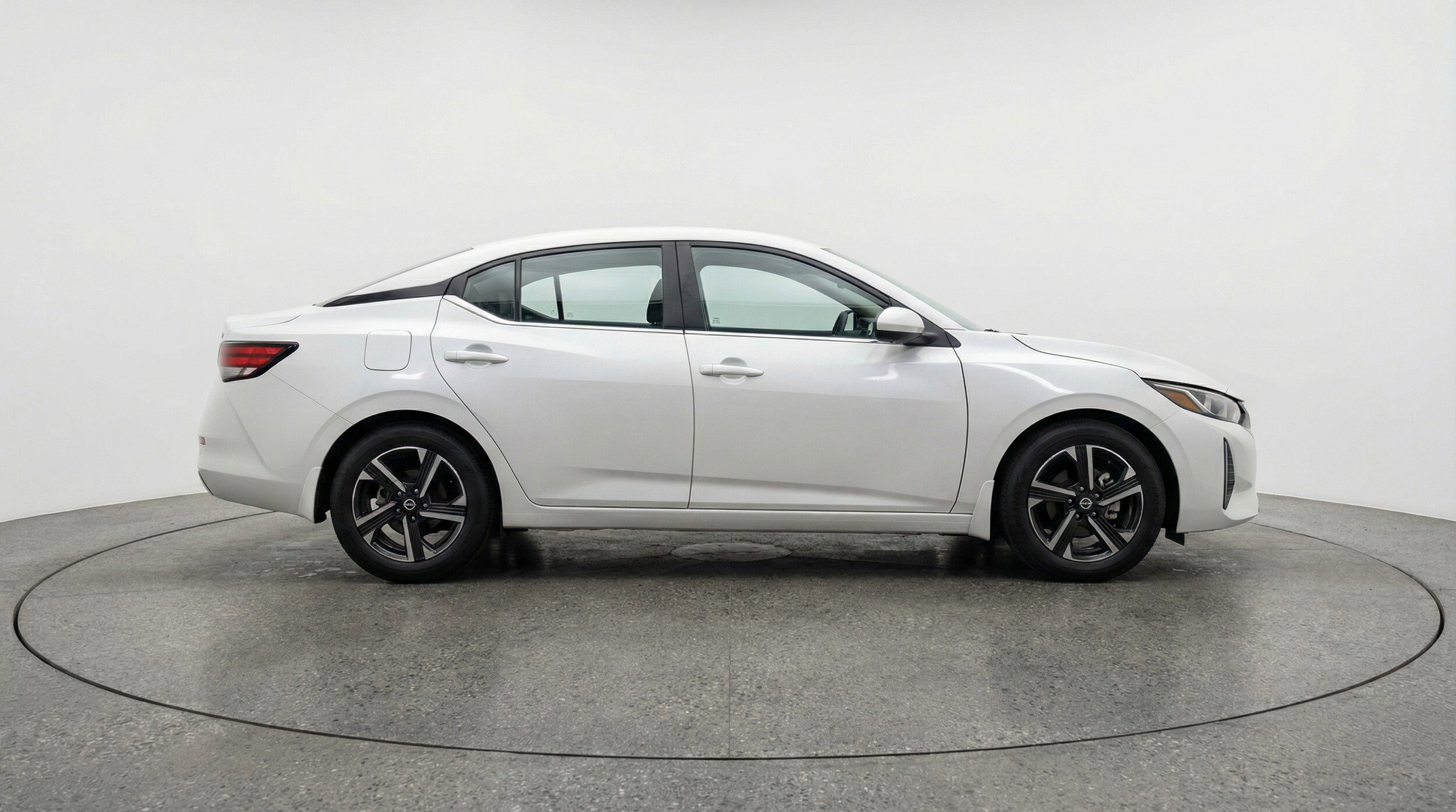 Thumbnail: 2025 Nissan Sentra - 11