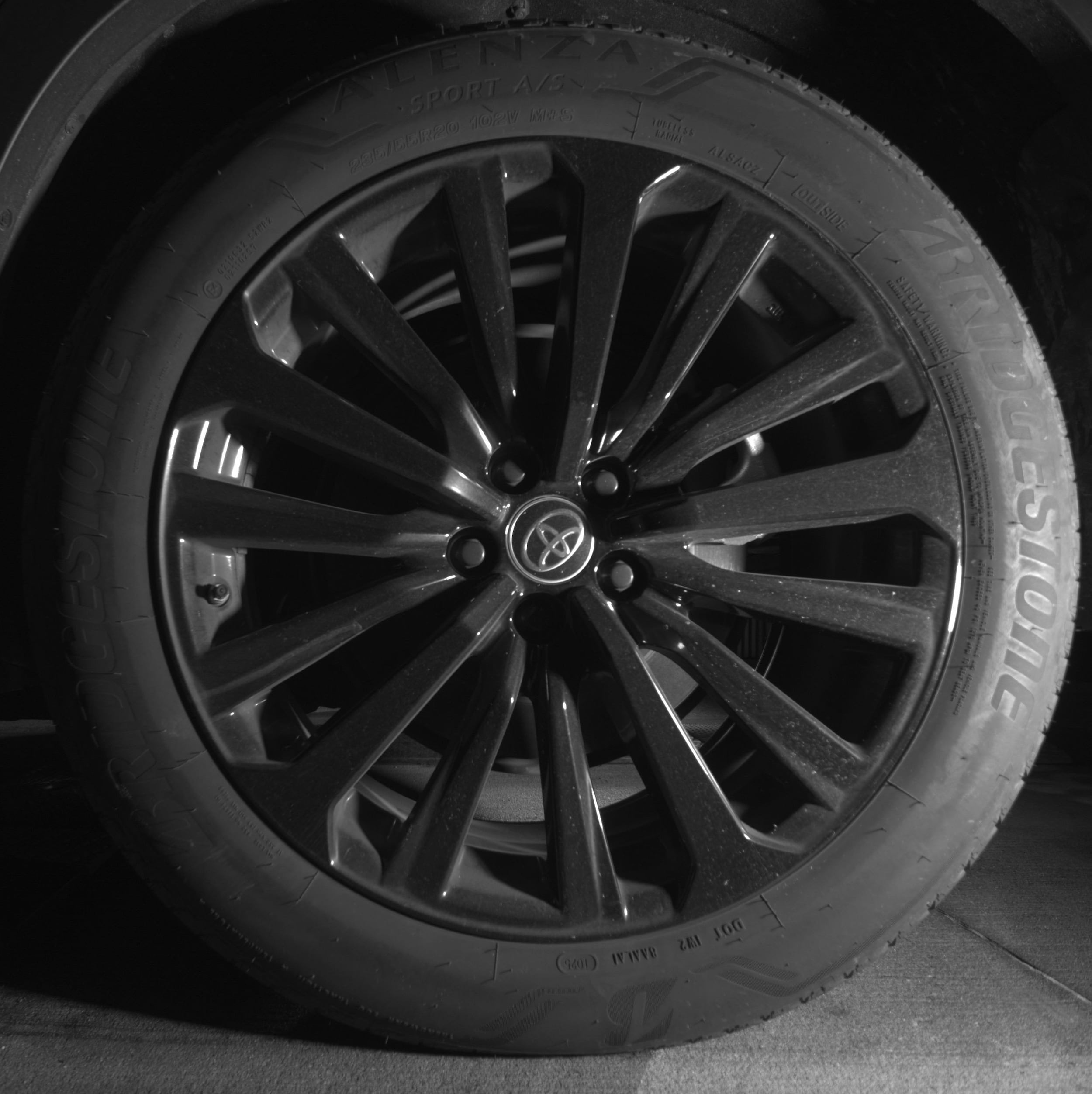 Thumbnail: 2025 Toyota Highlander - 14