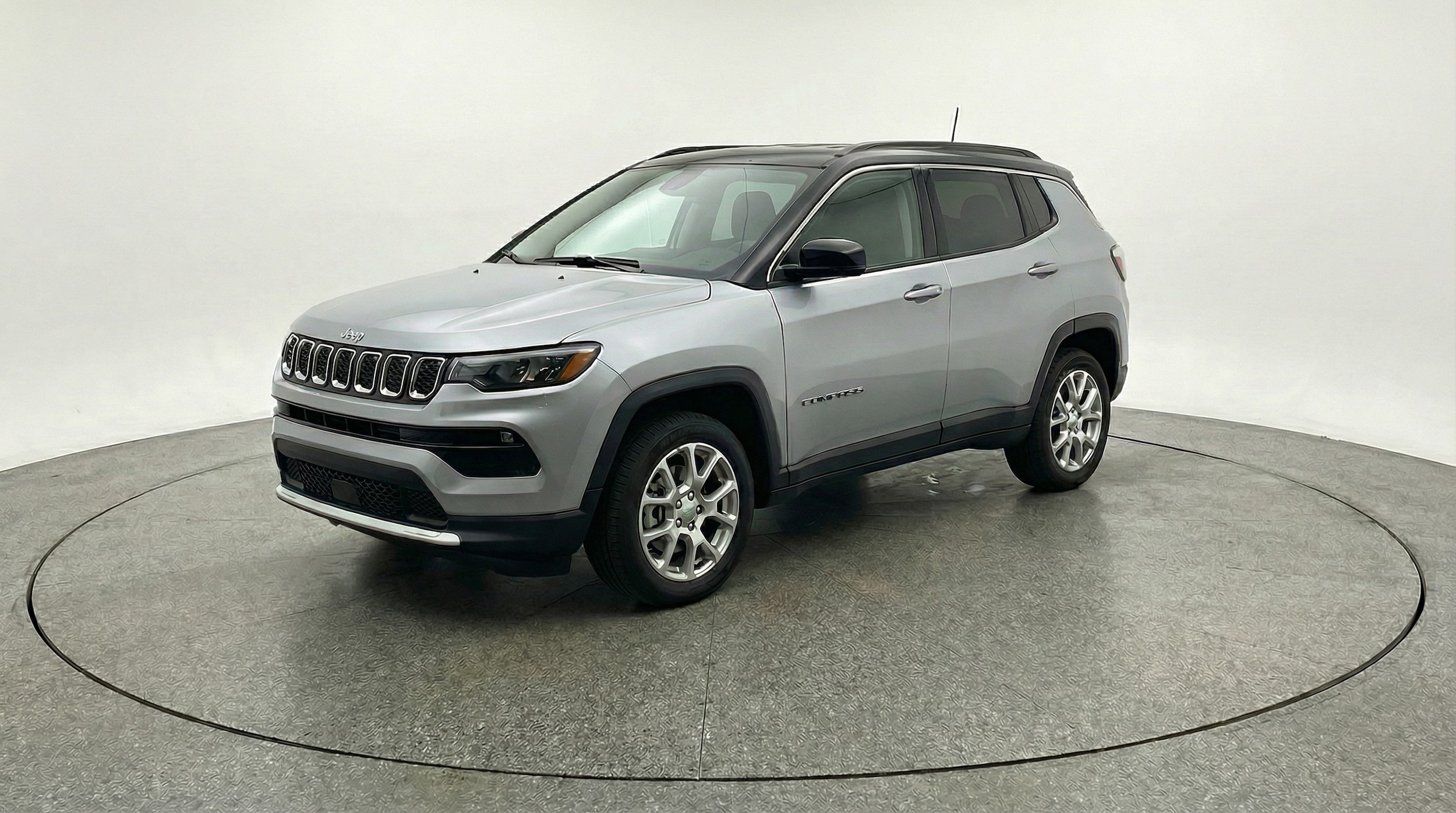 Thumbnail: 2025 Jeep Compass - 3