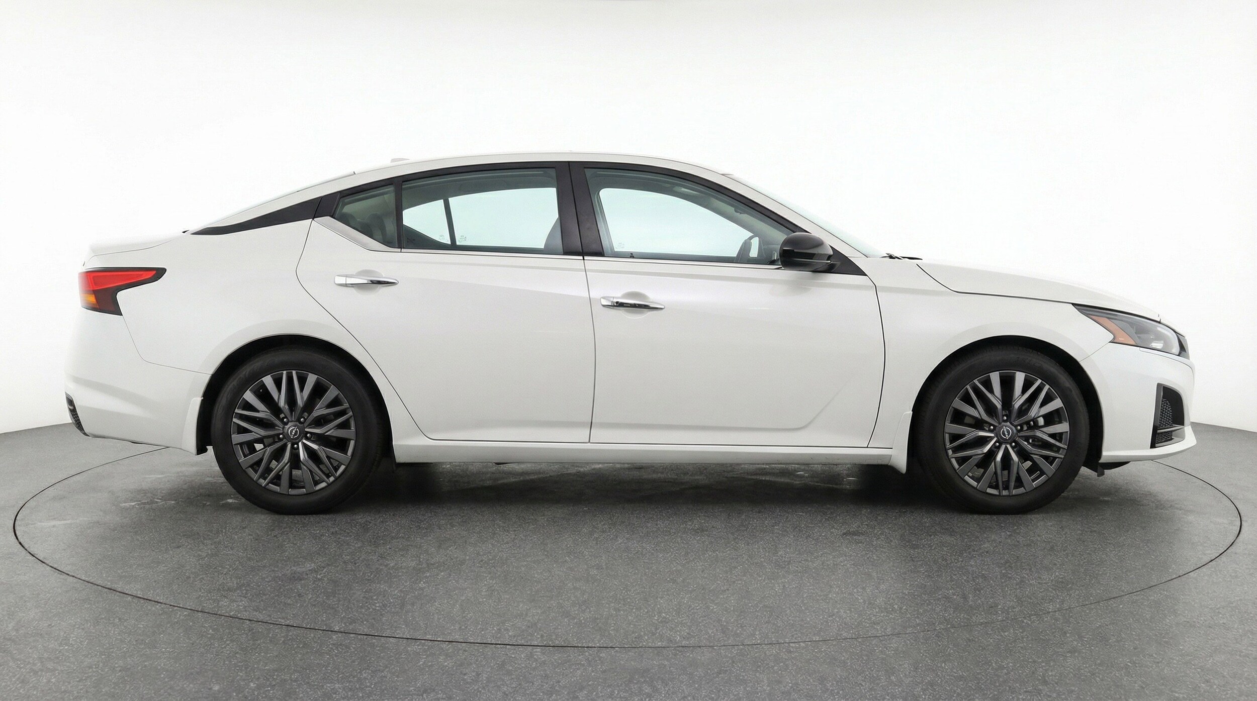 Thumbnail: 2025 Nissan Altima - 11