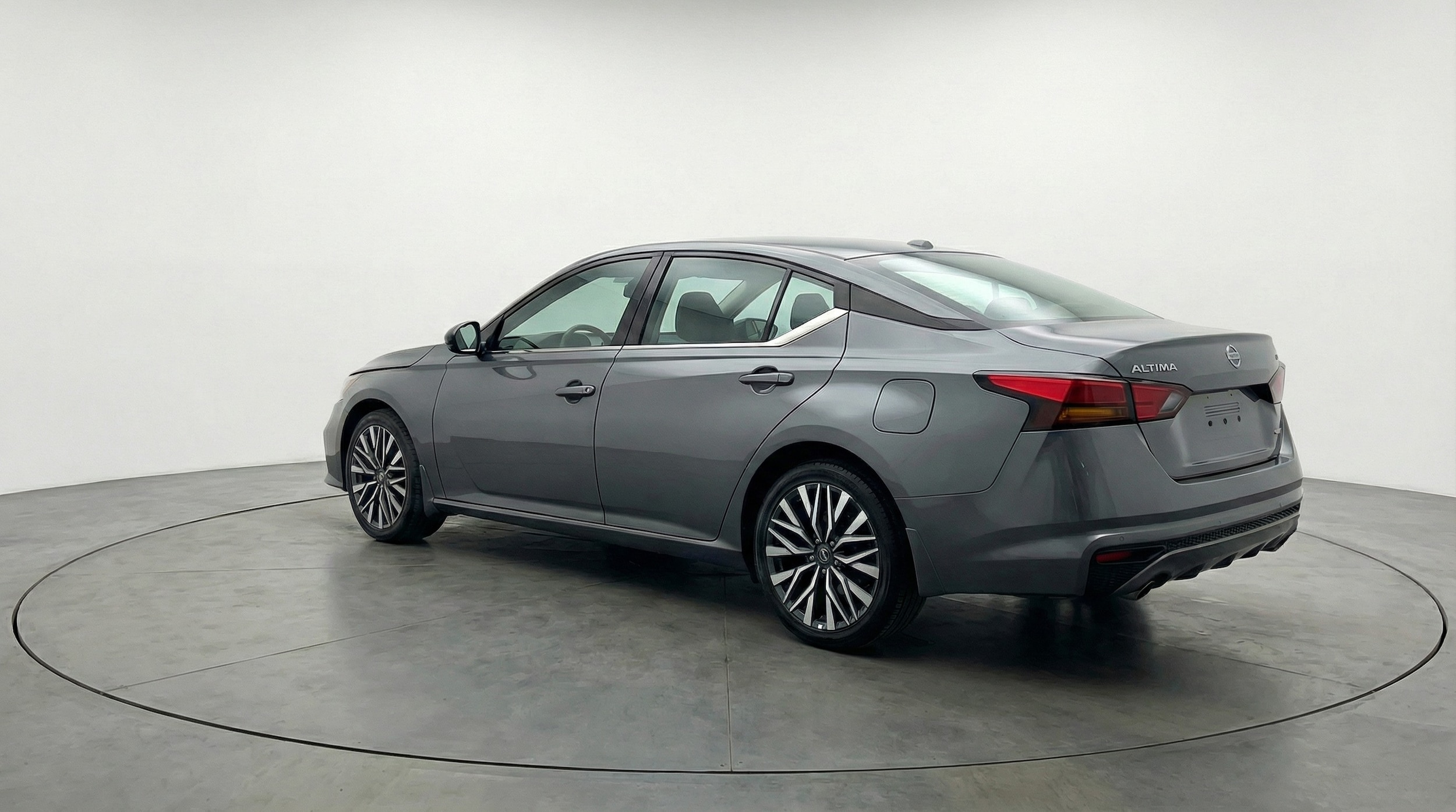 Thumbnail: 2025 Nissan Altima - 5